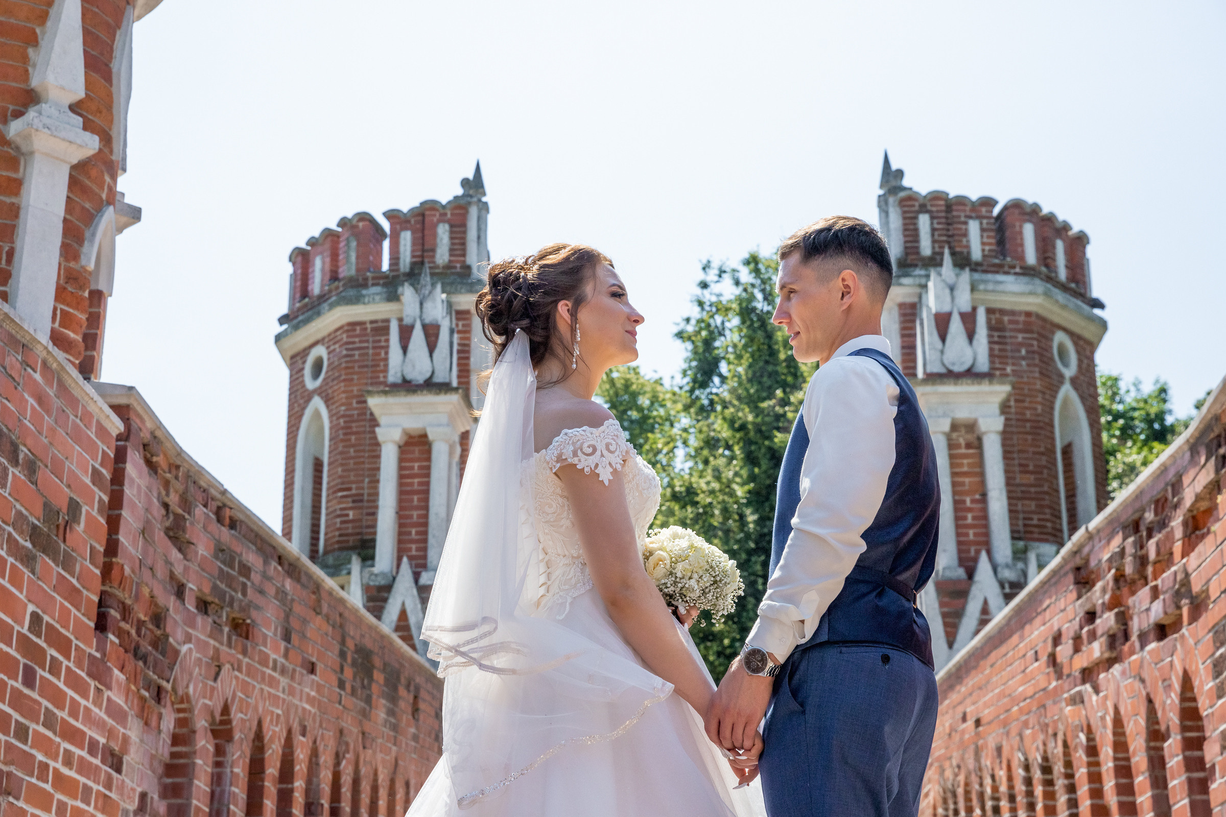 Свадебная фотосессия в Царицыно Алексея и Елены. Свадебные фотографы в Москве: Денис и Елена Пройдовы