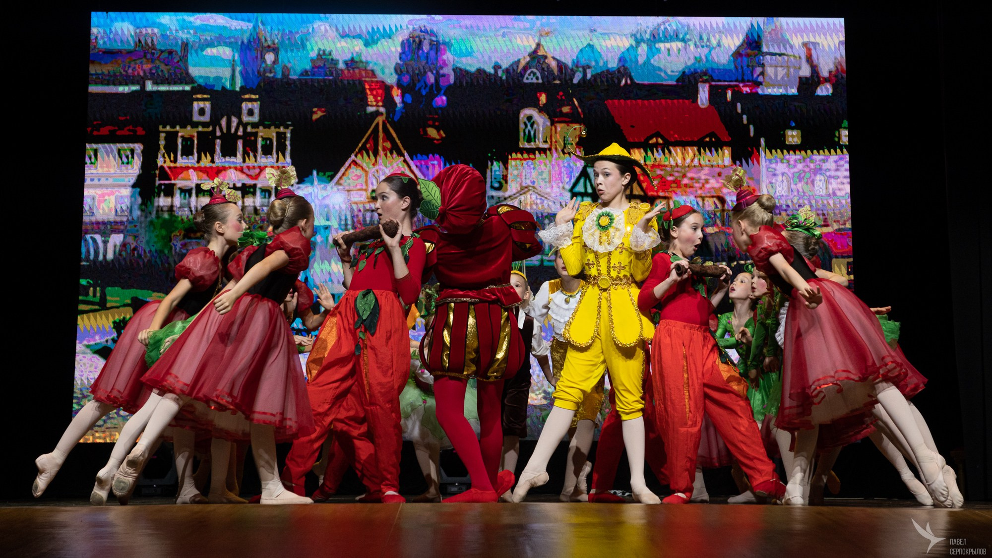 Балетный спектакль «Чиполлино». Репортажный фотограф в Казани Павел Серпокрылов