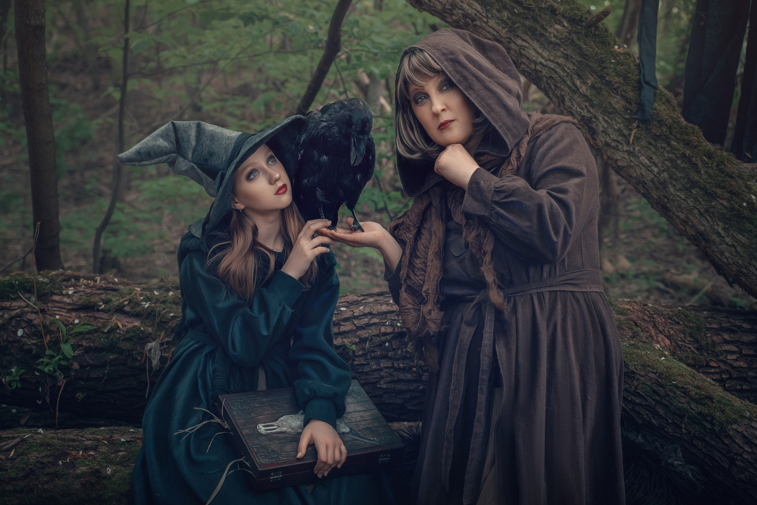 Костюмированная съёмка от группы FotoMix в стиле «Ведьмочка». Свадебный и семейный фотограф Ольга Батова в Ярославле