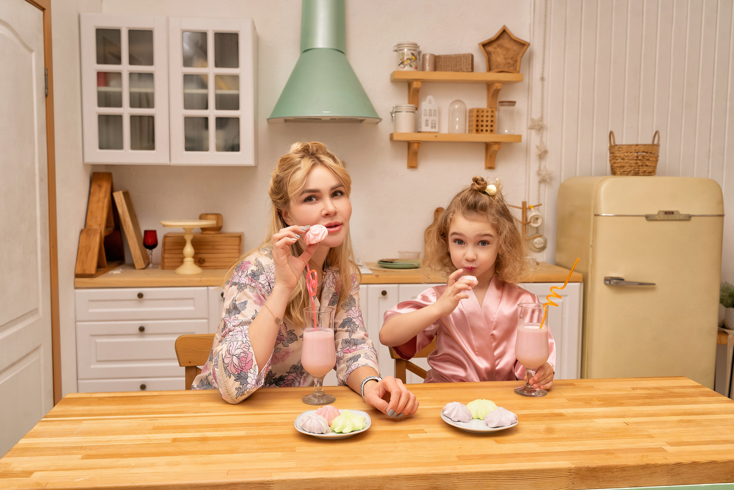 Проект от группы SK Photo в стиле «МАМА И ДОЧКА». Свадебный и семейный фотограф Ольга Батова в Ярославле