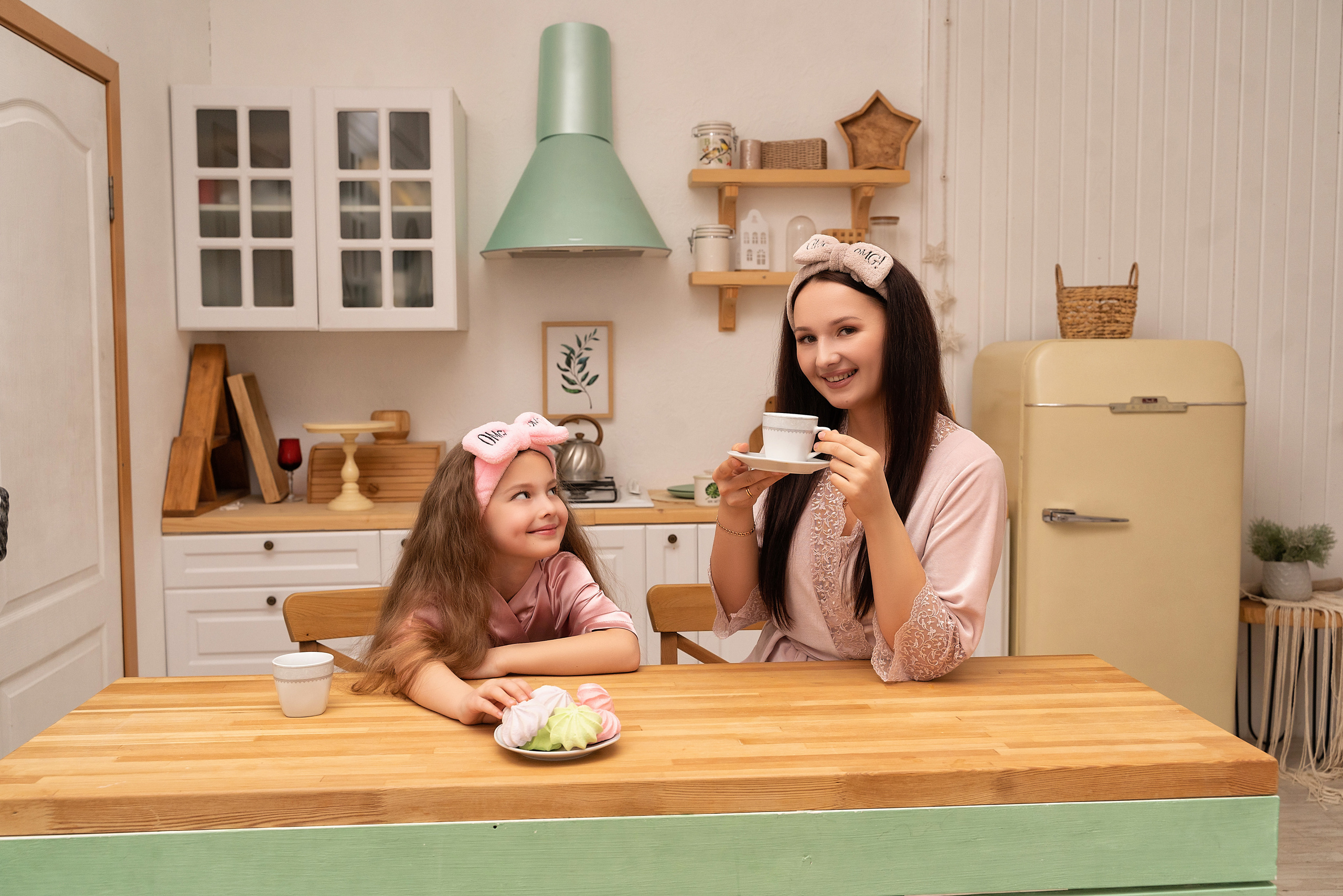 Проект от группы SK Photo в стиле «МАМА И ДОЧКА». Свадебный и семейный фотограф Ольга Батова в Ярославле