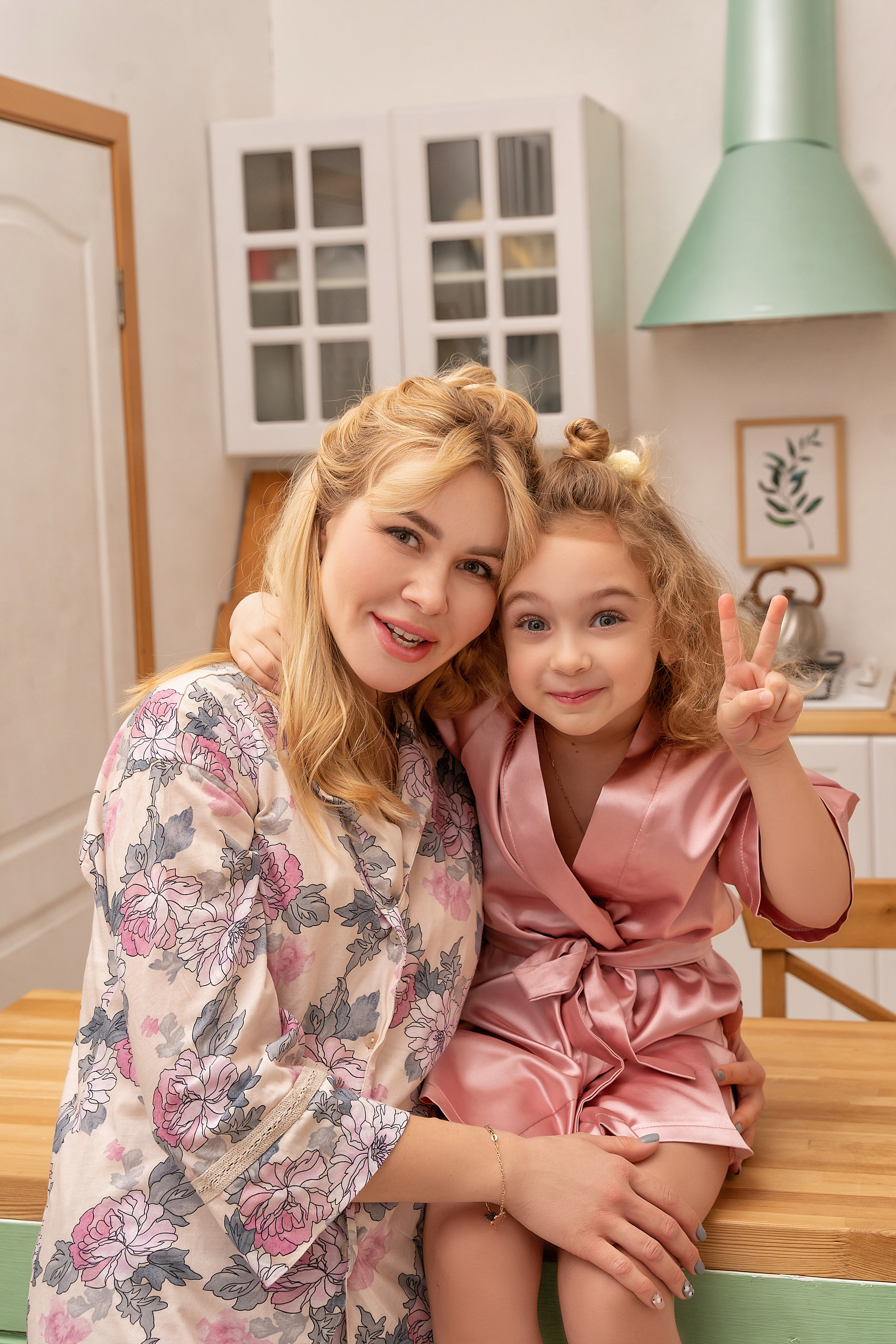 Проект от группы SK Photo в стиле «МАМА И ДОЧКА»