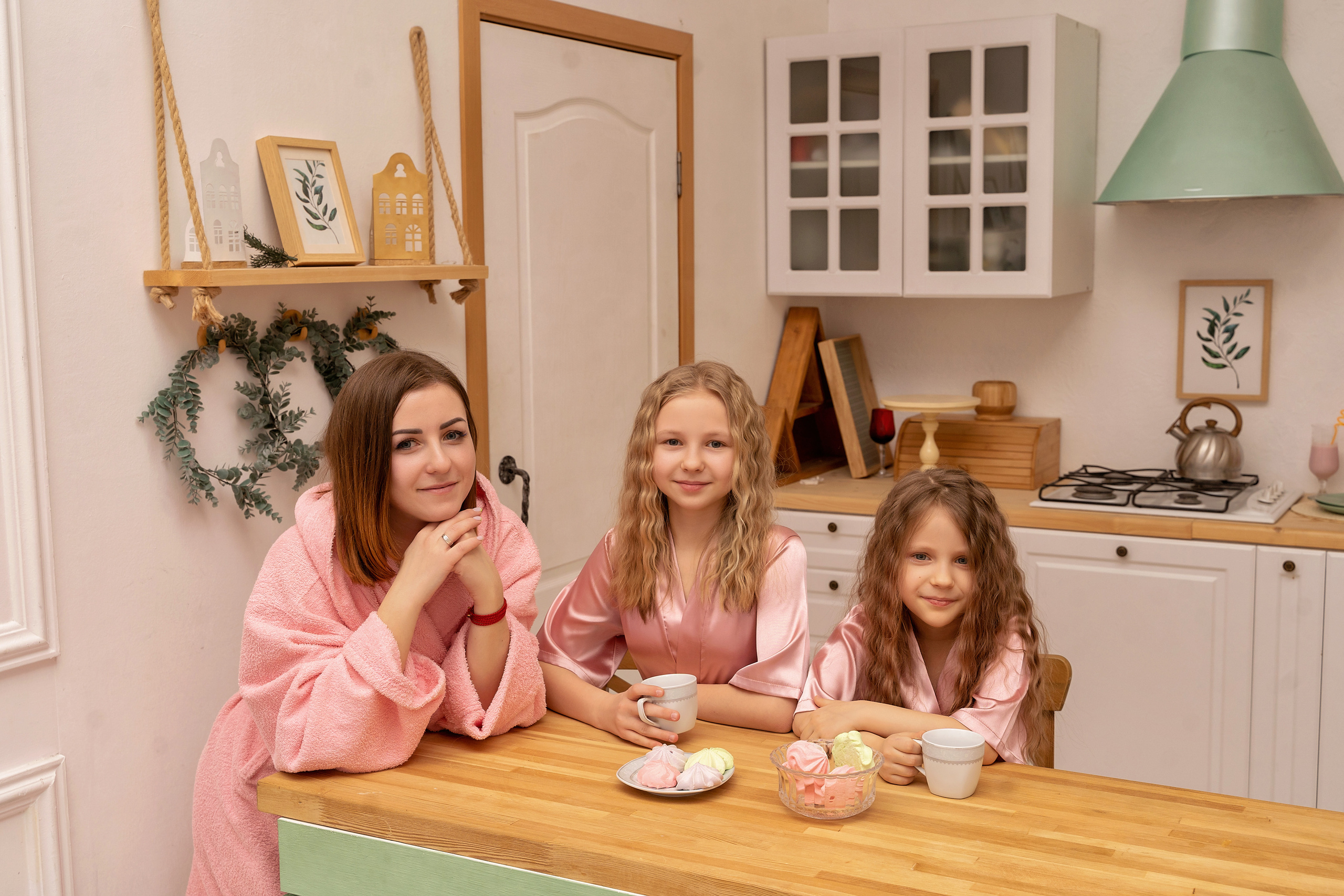 Проект от группы SK Photo в стиле «МАМА И ДОЧКА». Свадебный и семейный фотограф Ольга Батова в Ярославле