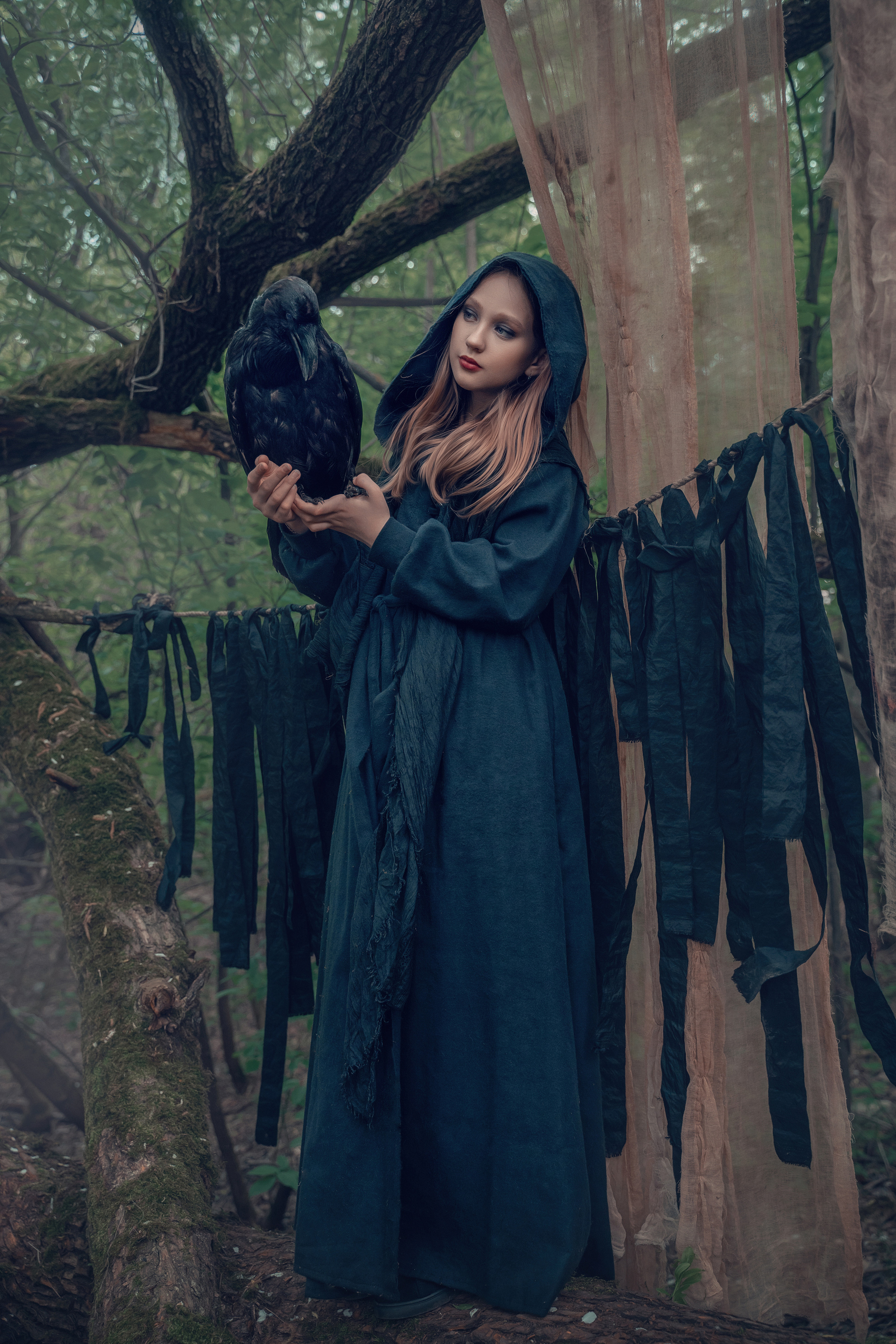 Костюмированная съёмка от группы FotoMix в стиле «Ведьмочка». Свадебный и семейный фотограф Ольга Батова в Ярославле