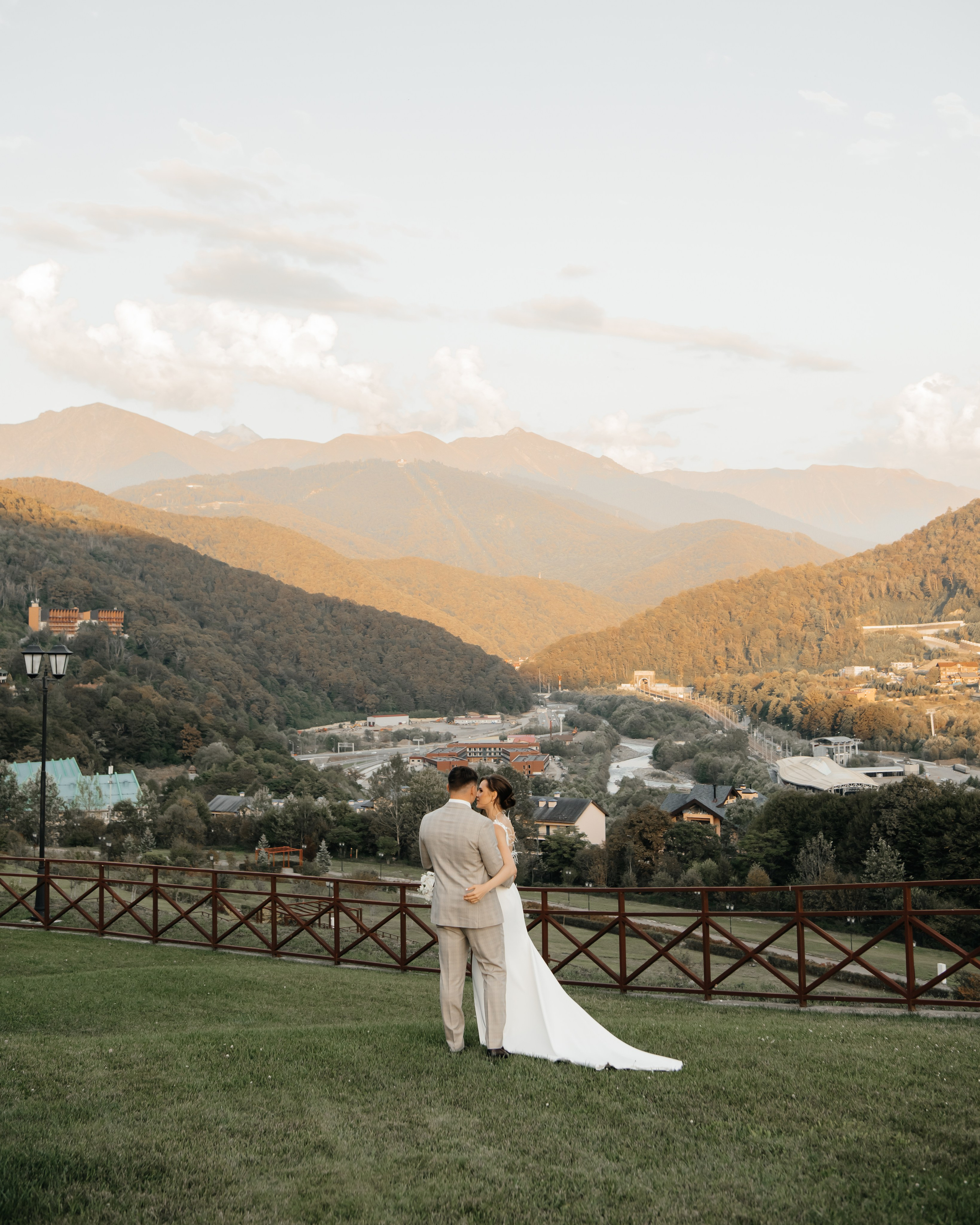 Свадьба в Красной поляне. Фотограф Сочи Евгений Соколов