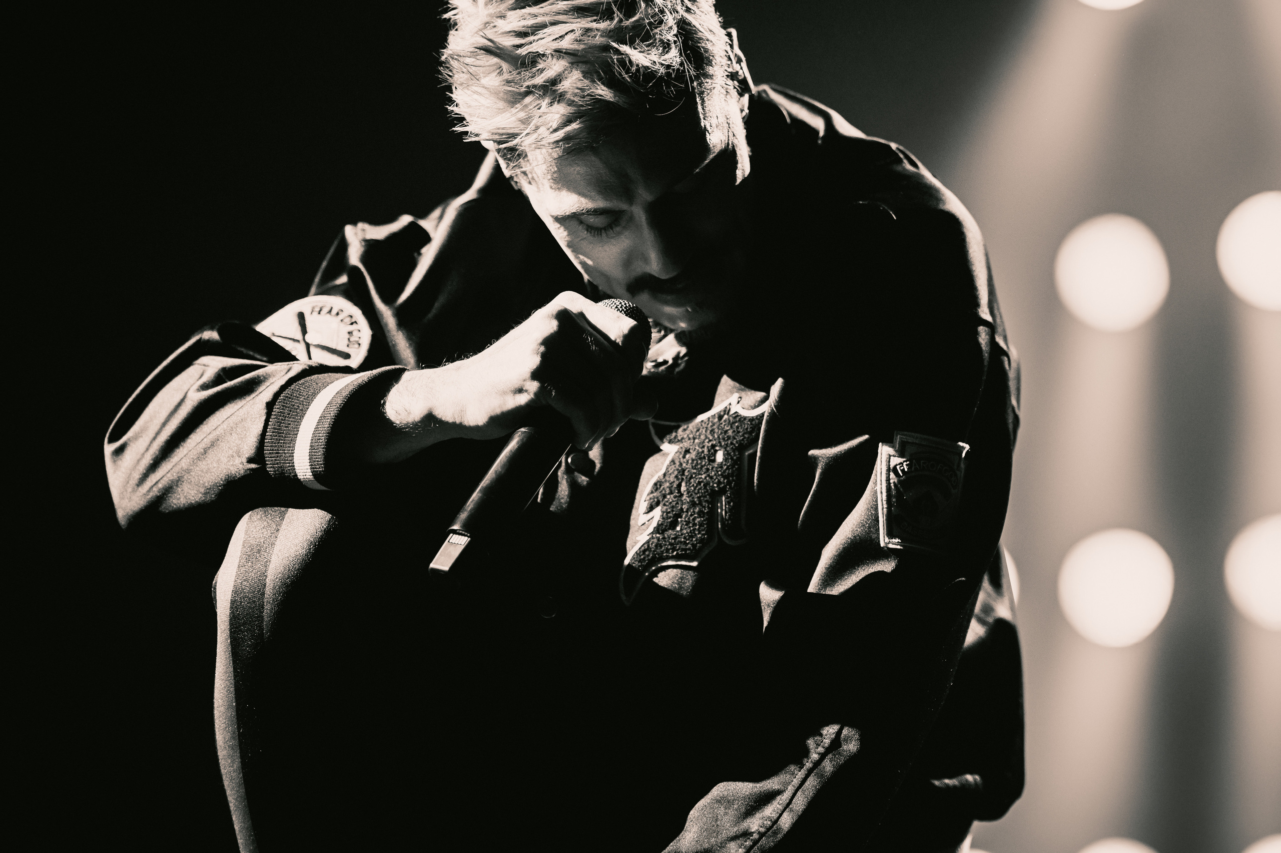 Концерты Красноярск, концертная съемка. Юлия Раскова — Портретный и семейный фотограф в Красноярске