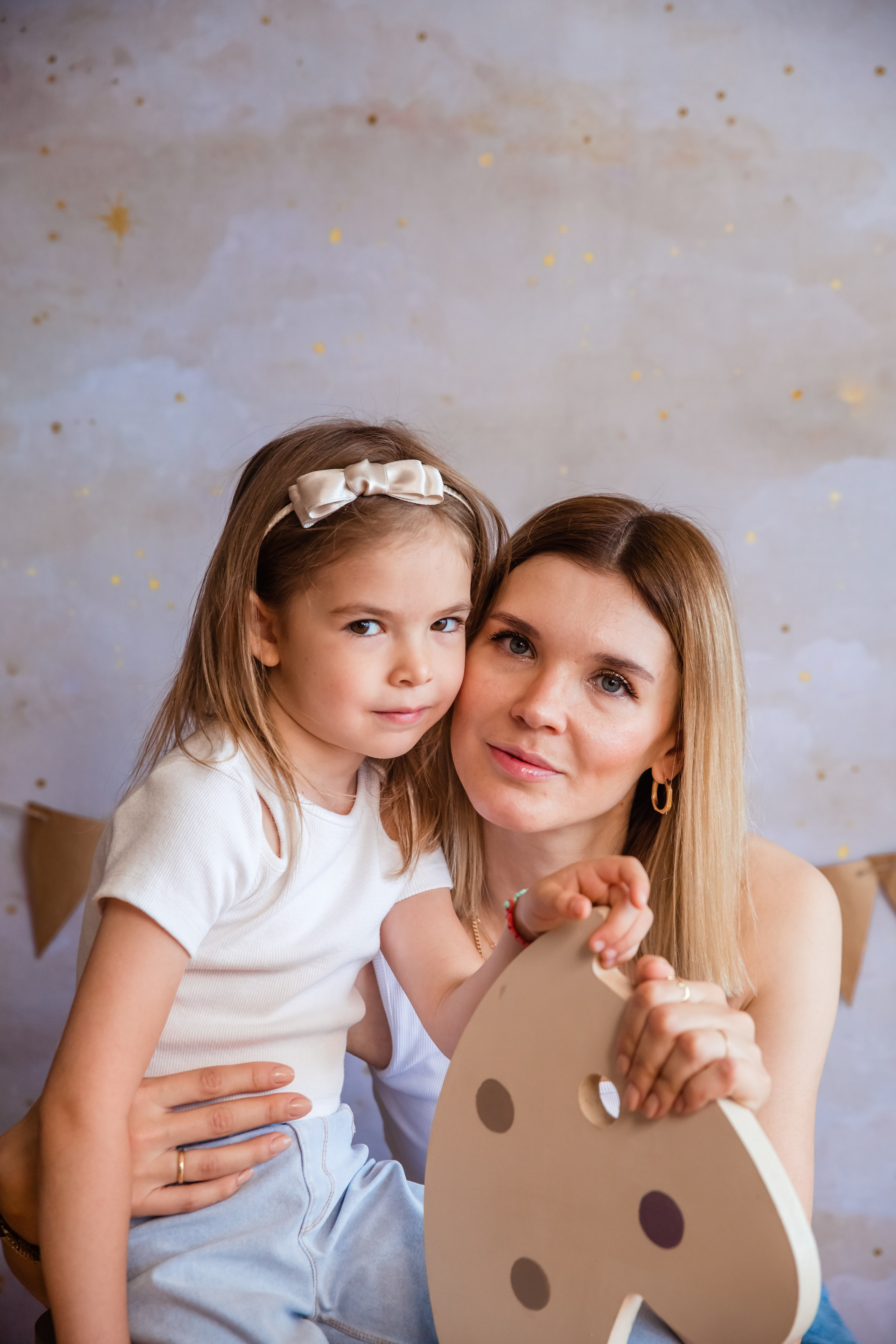 Happy family. Professional family and children’s photographer in Izmir Irina Eron