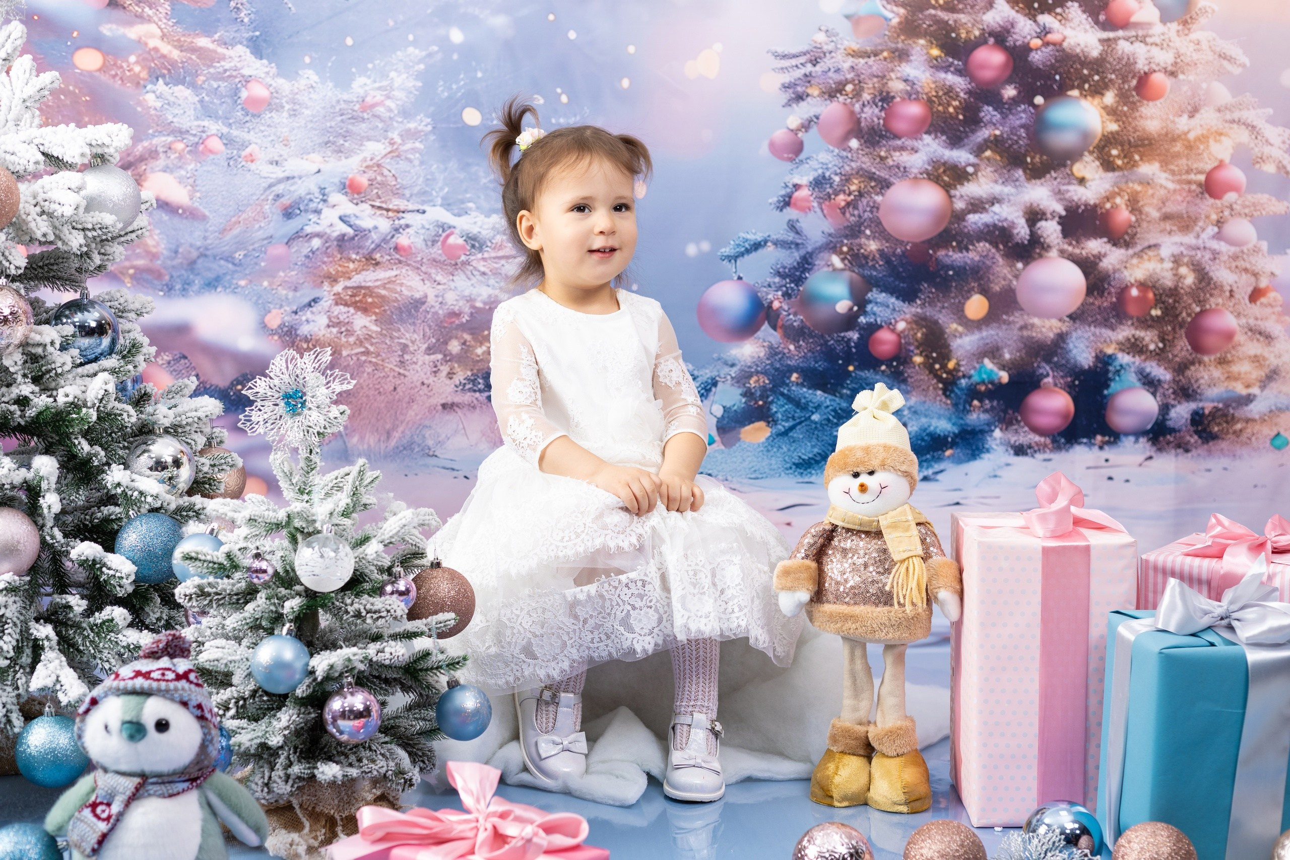 Семейная новогодняя фотосессия. Фотостудия «Олеся». Фотостудия в г. Верхняя Пышма