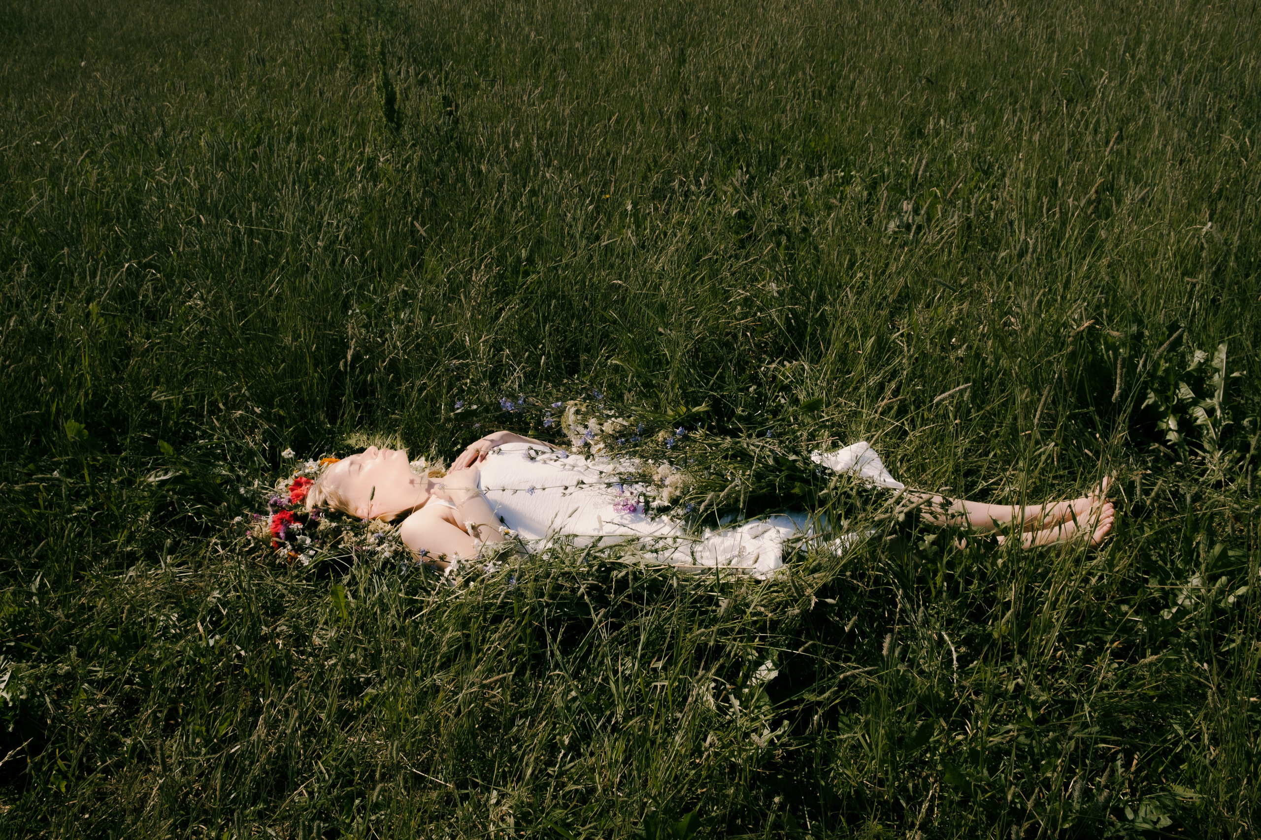 MIDSOMMAR. Портретный и fashion-фотограф в Санкт-Петербурге Олеся Поле