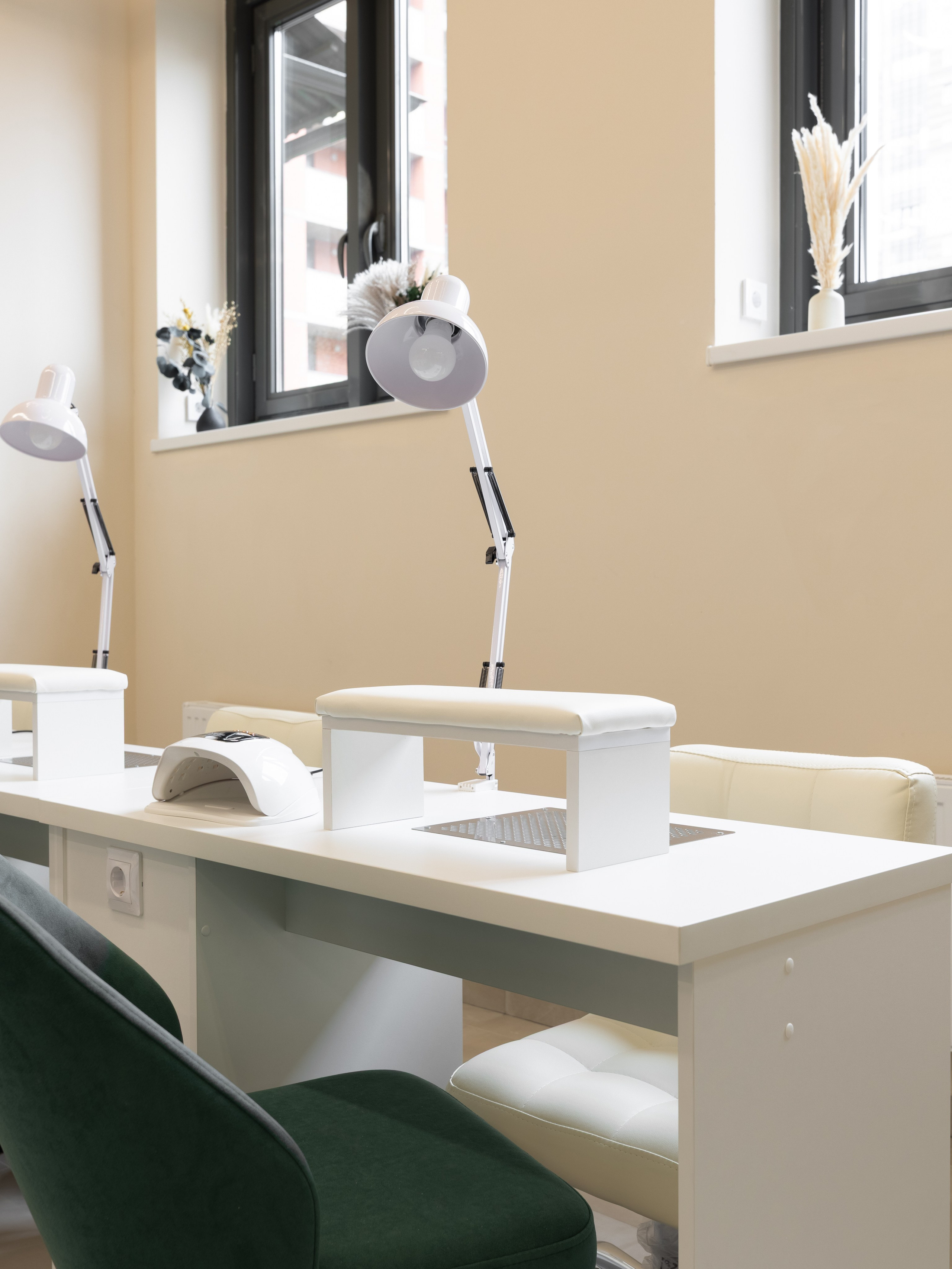 Бьюти-коворкинг на Парнасе. Интерьерный фотограф в Санкт-Петербурге Ксения Сорокина