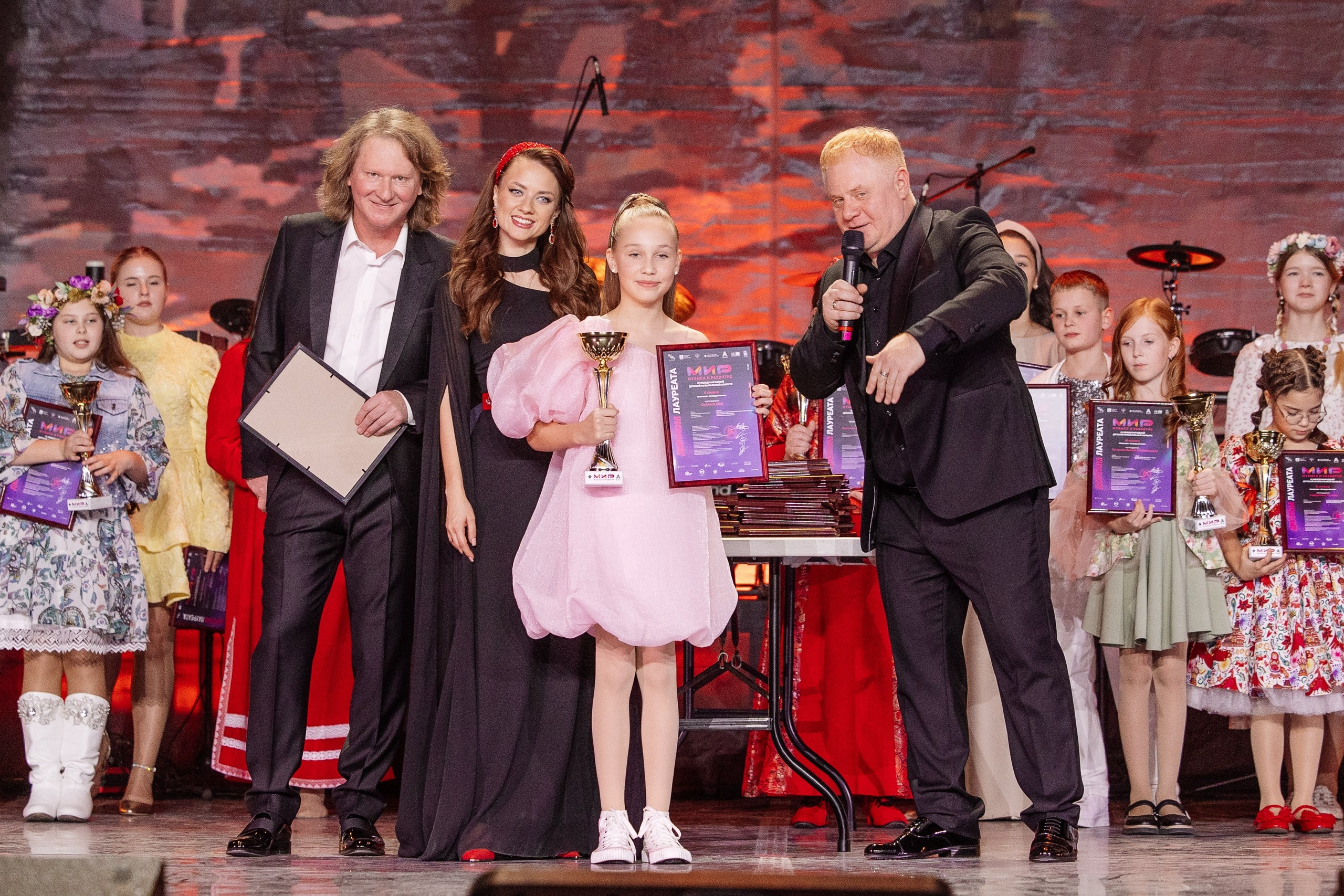 РЕПОРТАЖНЫЕ СЪЕМКИ. Александр Ченченко ака Саша Че. Свадебный, репортажный и портретный фотограф. Москва. Россия. Весь мир