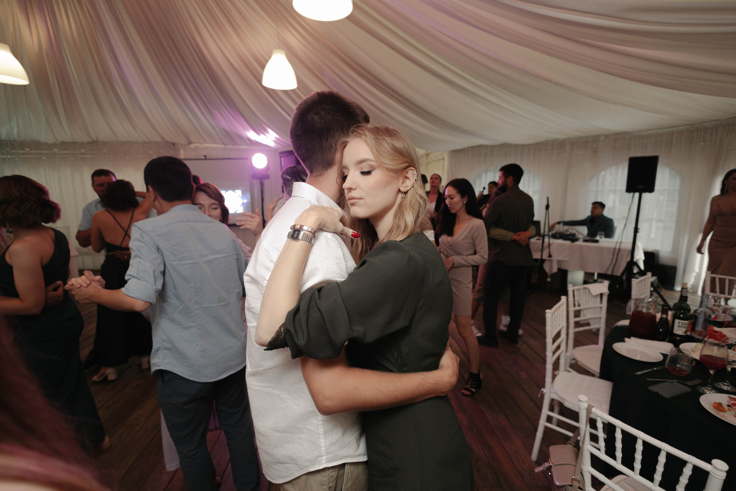 Первое дуновение ветра. Свадебный фотограф видеограф Новосибирск Кемерово Калининград