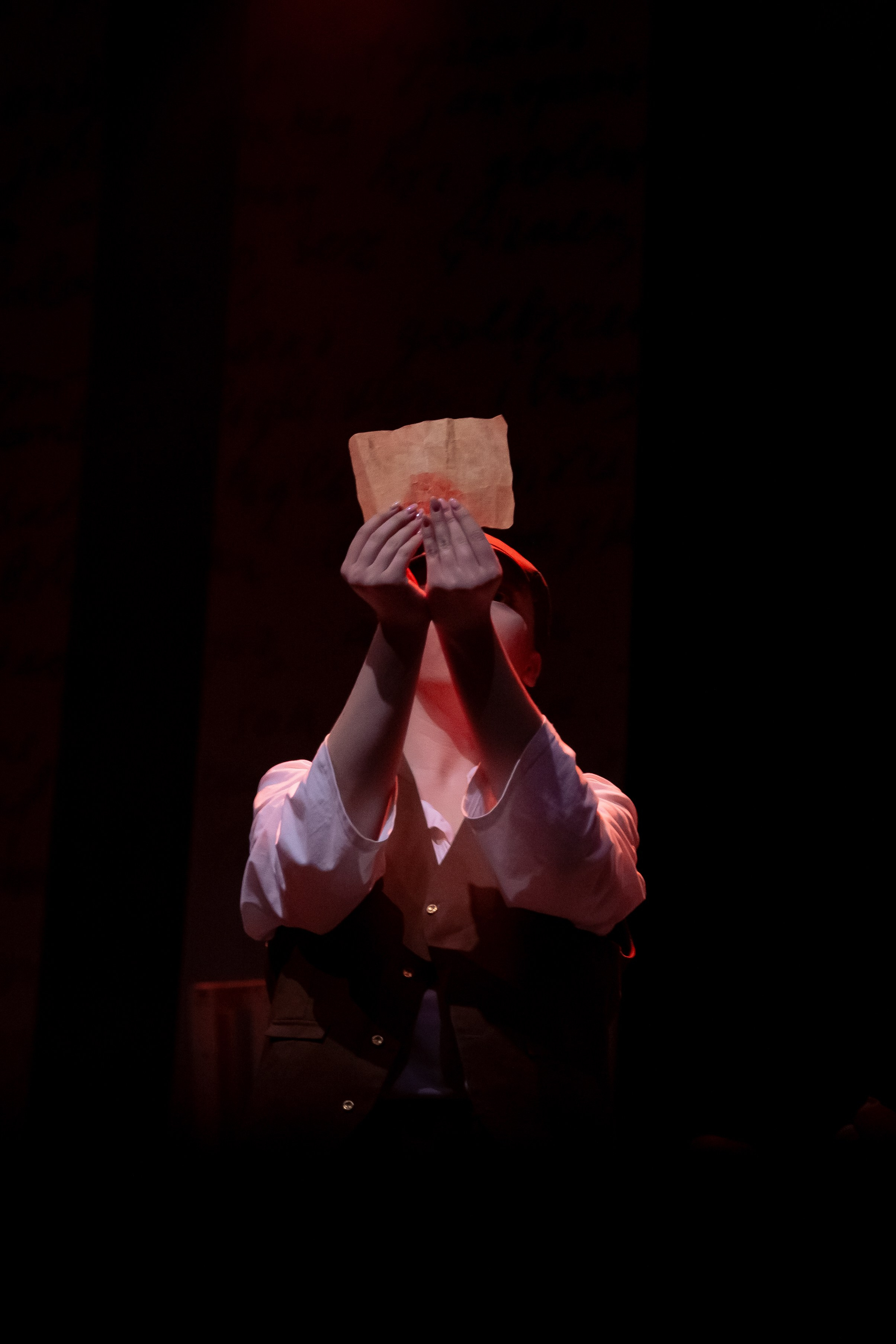 Театральная постановка Джалиль — юбилей Мусы Джалиля. Репортажный и портретный фотограф Казань / Горячих Полина