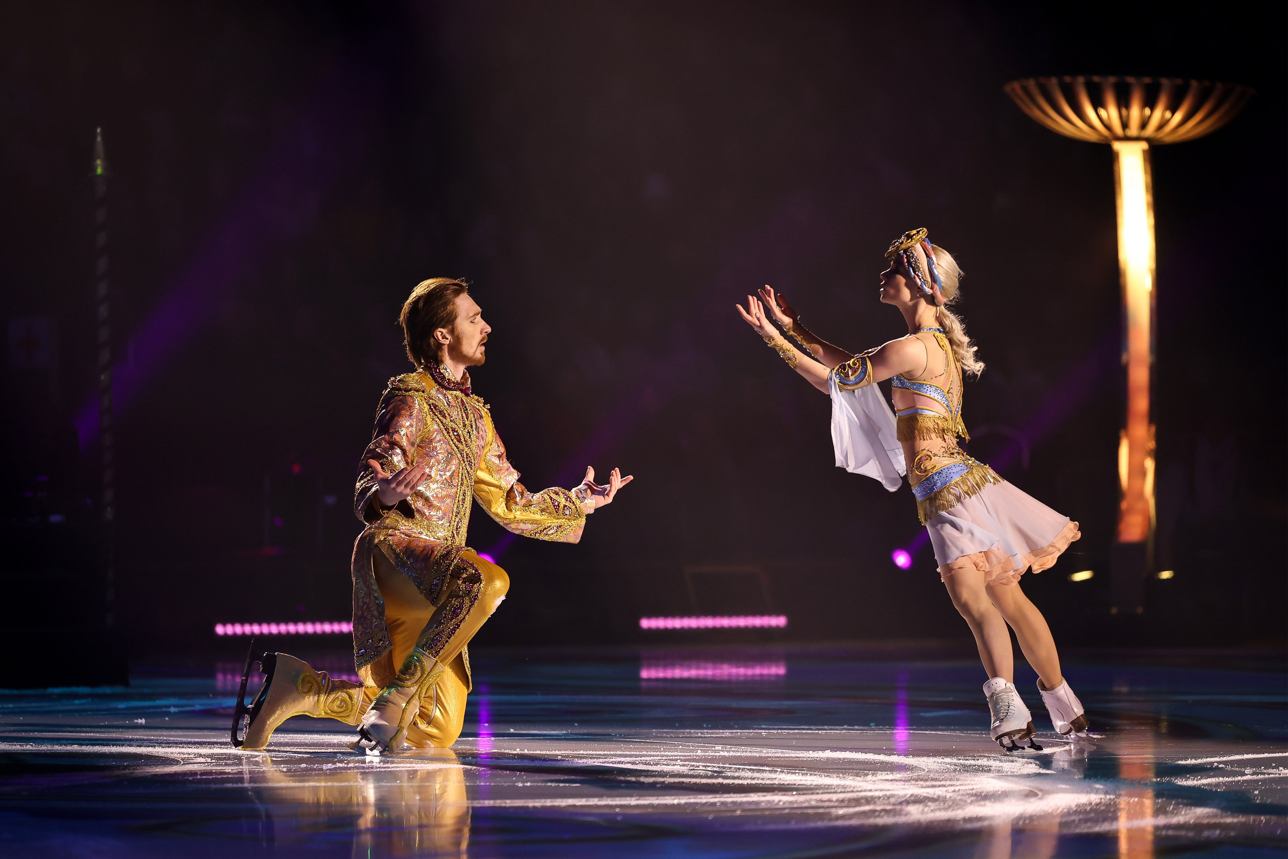 «История любви Шахеризады» шоу на льду 03.01.2024. Спортивный и репортажный фотограф Антон Тереханов