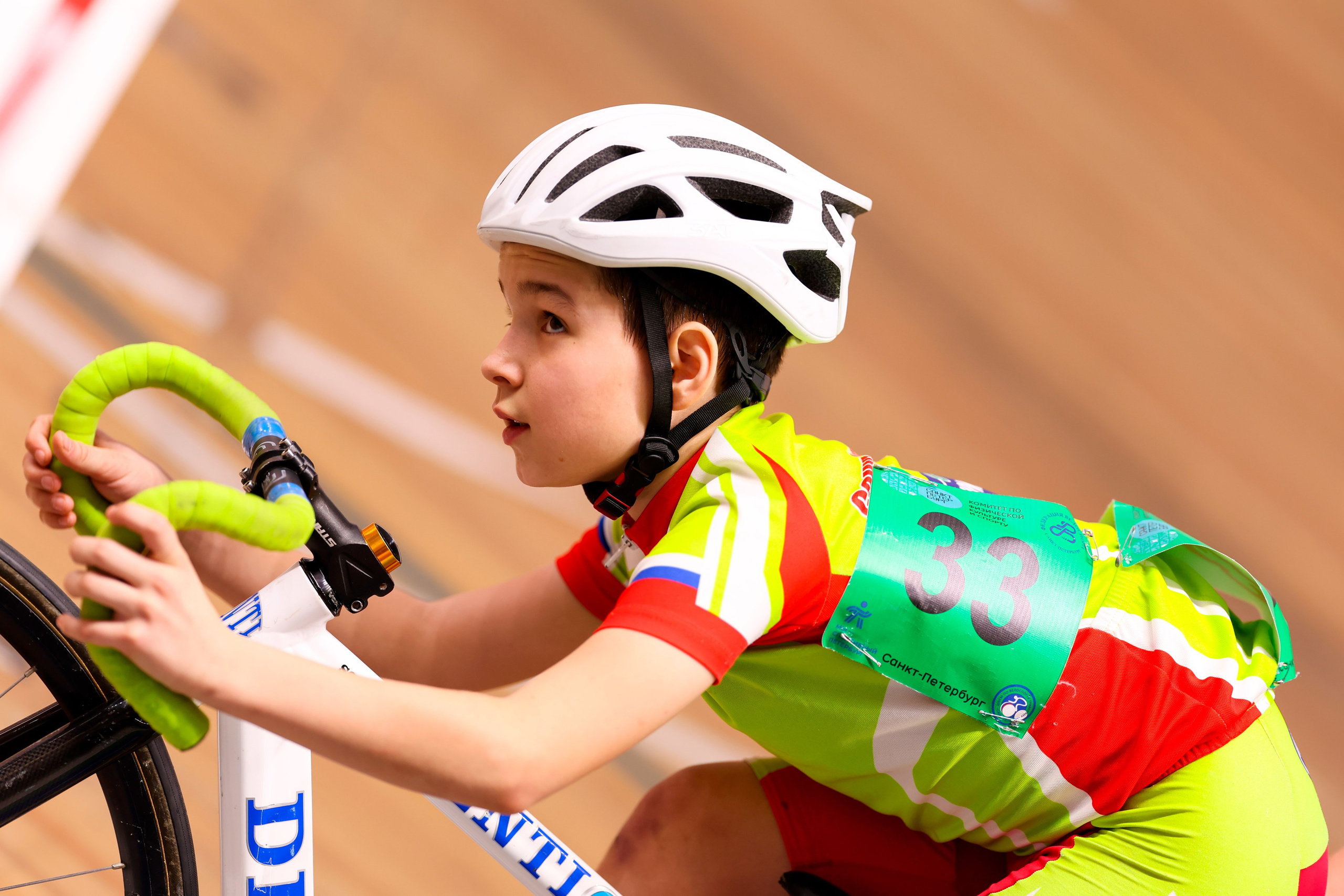 Пятый этап Региональных соревнований по велоспорту на треке (Гит, Скретч) 15.03.2025. Спортивный и репортажный фотограф Антон Тереханов