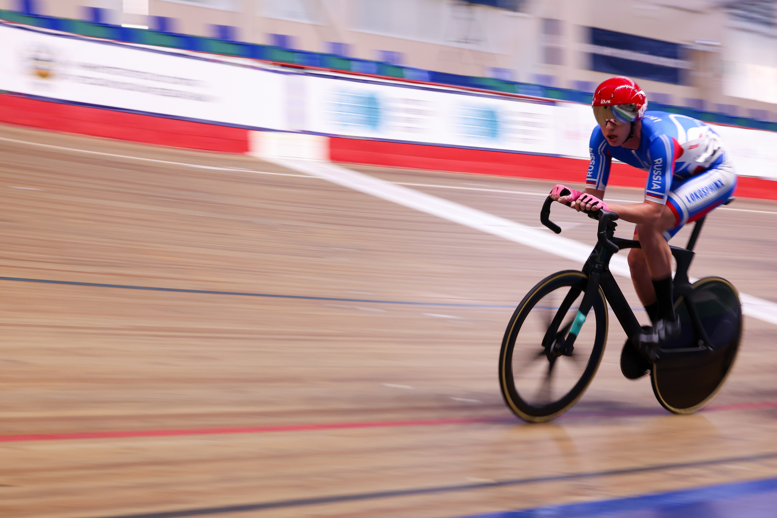 Гран-При Санкт-Петербург 04.06.2025. Спортивный и репортажный фотограф Антон Тереханов