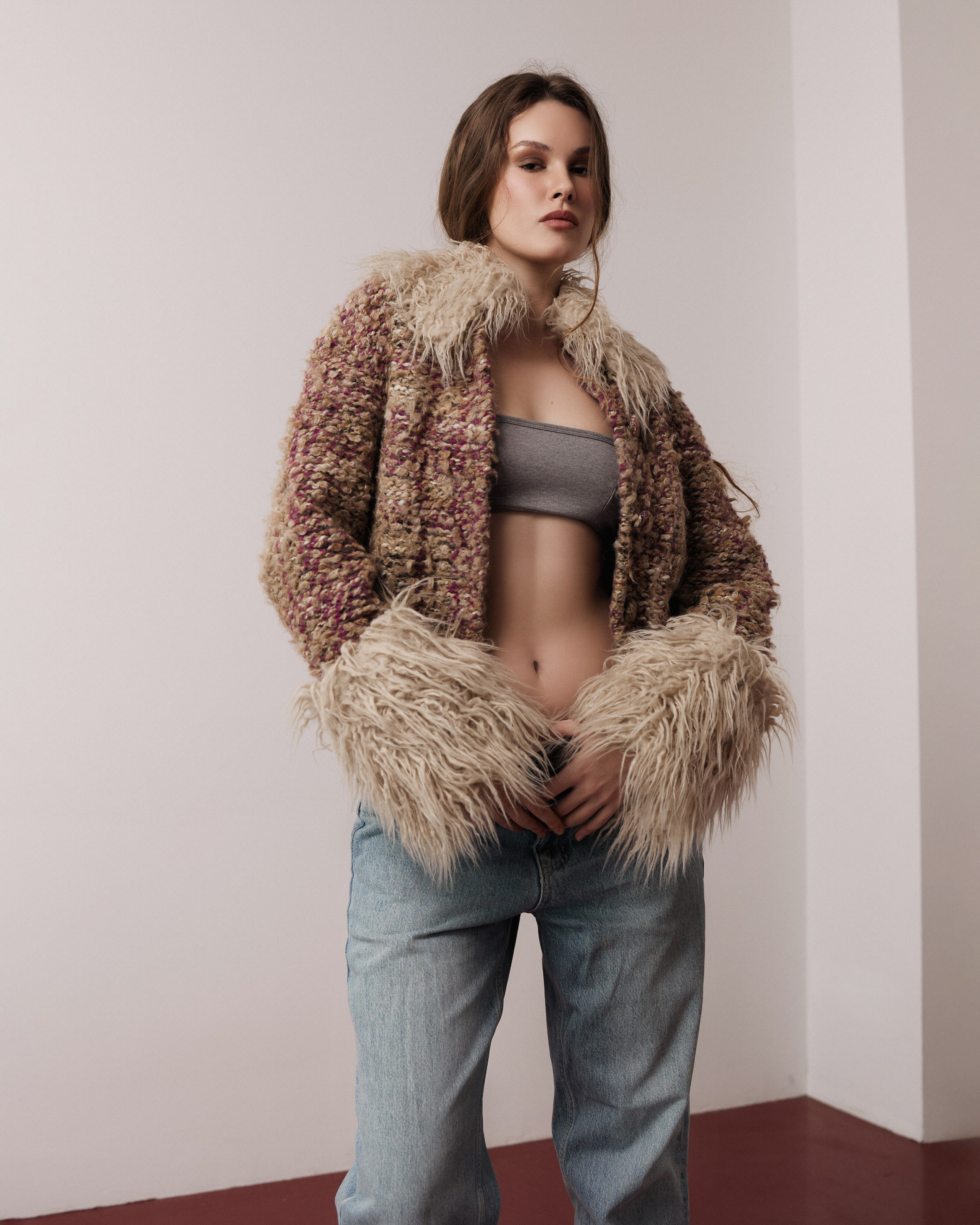 Ksenia / art. Влада Зюзина — adalwzet posmotri — коммерческий фотограф в Москве — портретный фотограф, фотограф для брендов