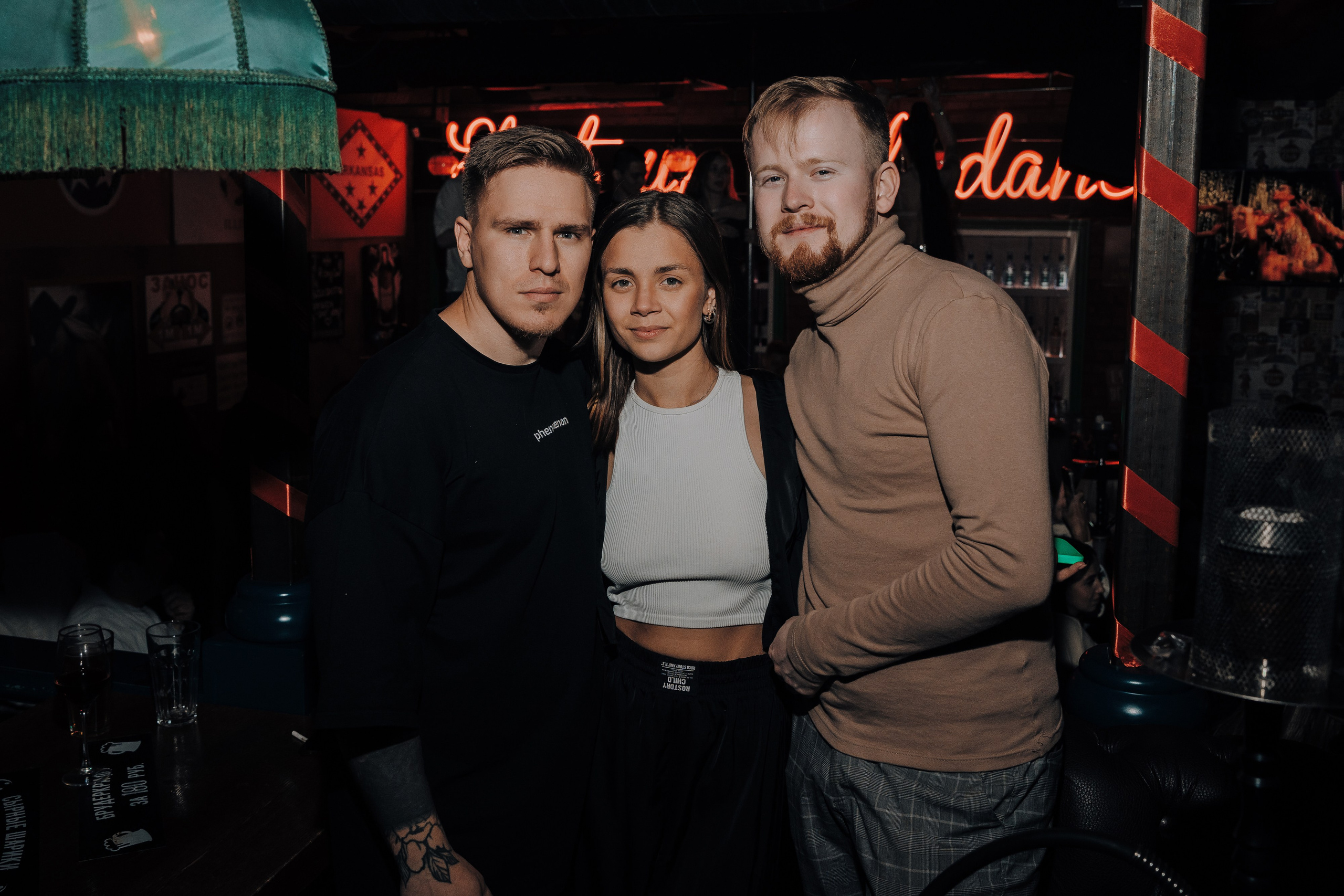 20 ЛЕТ МЕГАПОЛИС ЧЕЛЯБИНСК ХЕДЛАЙНЕР ЕЛКА. Репортажный фотограф Зуев Роман г. Челябинск