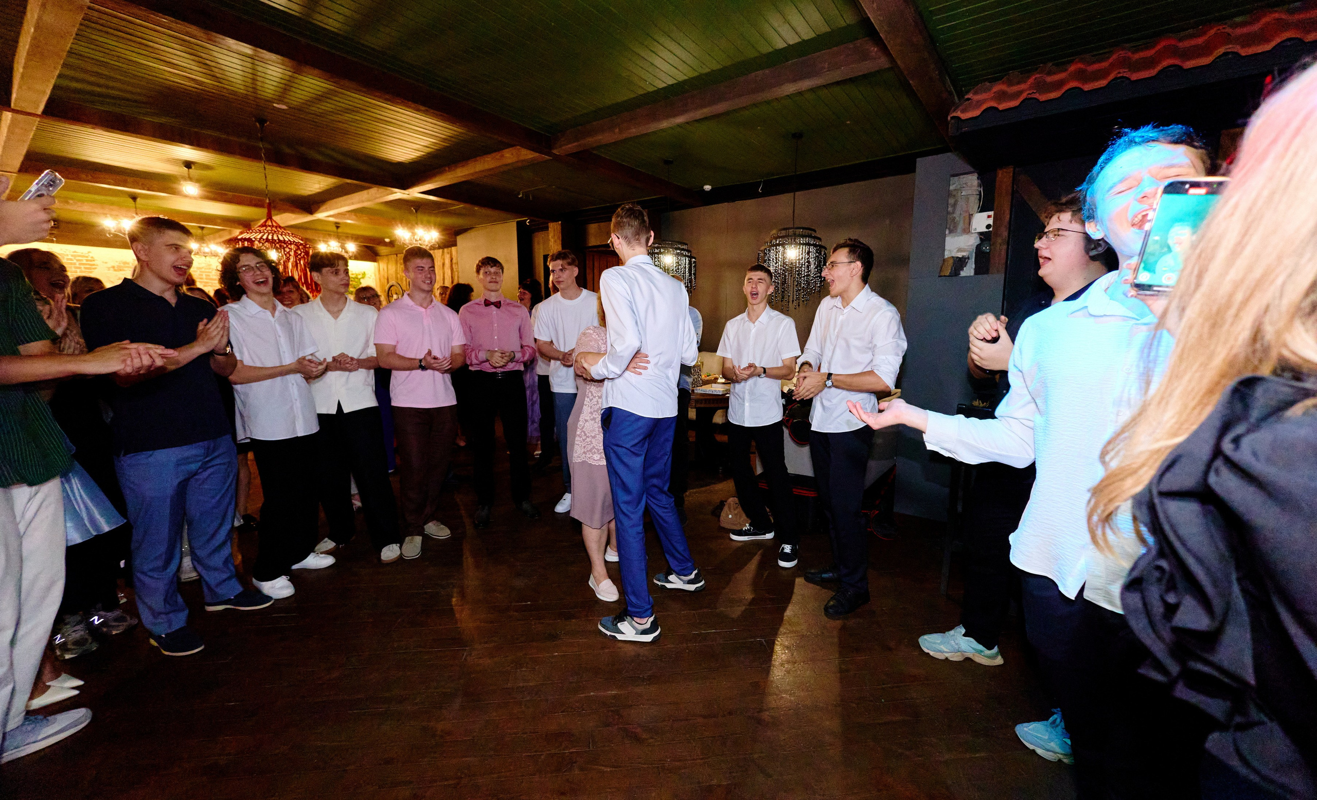 Выпускной 35 Сош. Фотограф Выпускные альбомы Таганрог Сергей Коробченко