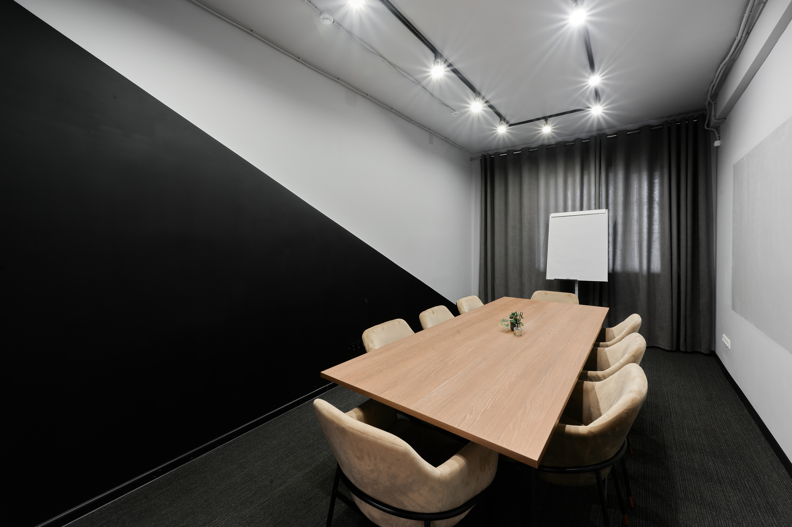 Work invest study. Интерьерный фотограф в Краснодаре