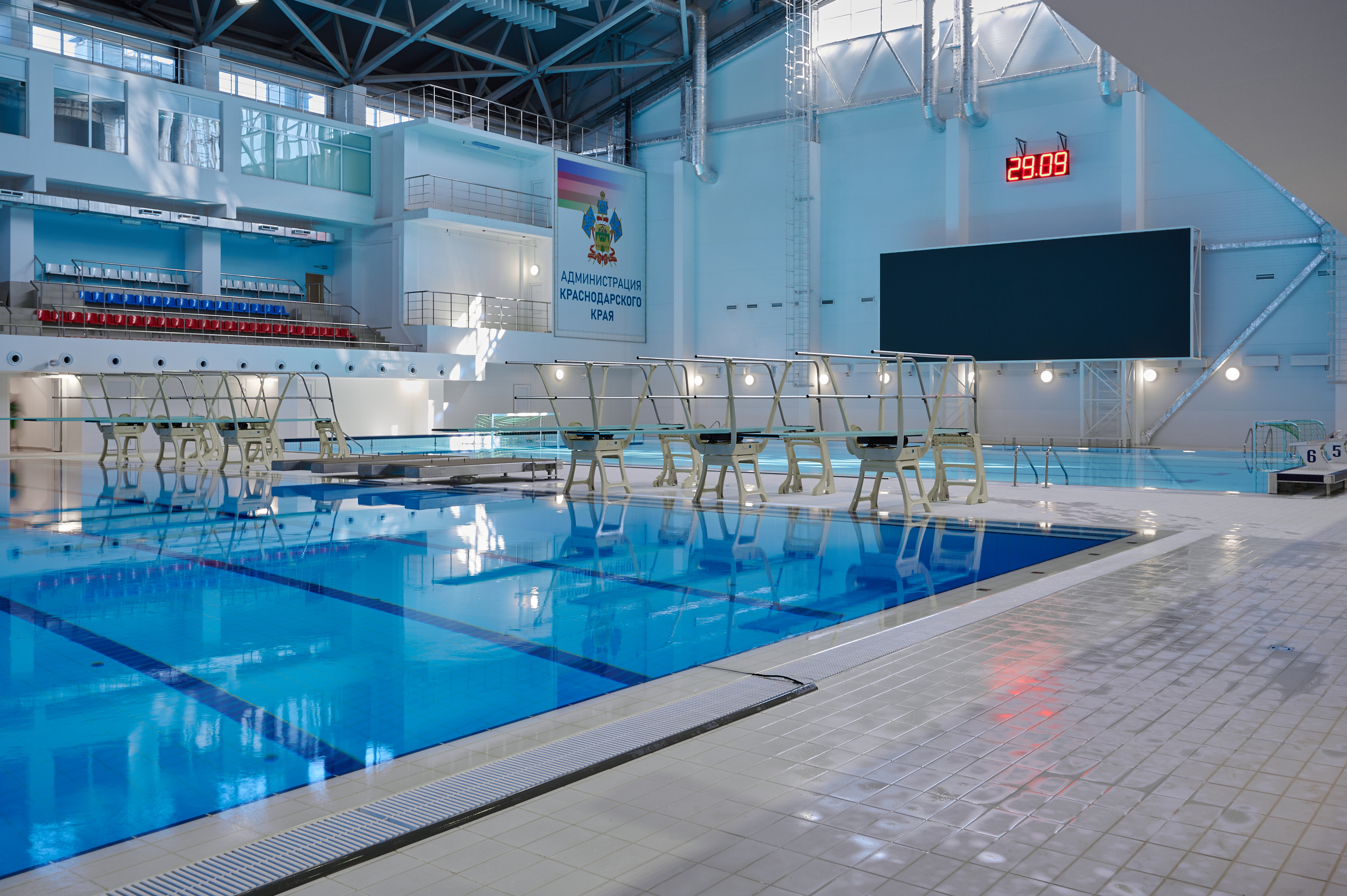 Спортивный водный комплекс. Интерьерный фотограф в Краснодаре