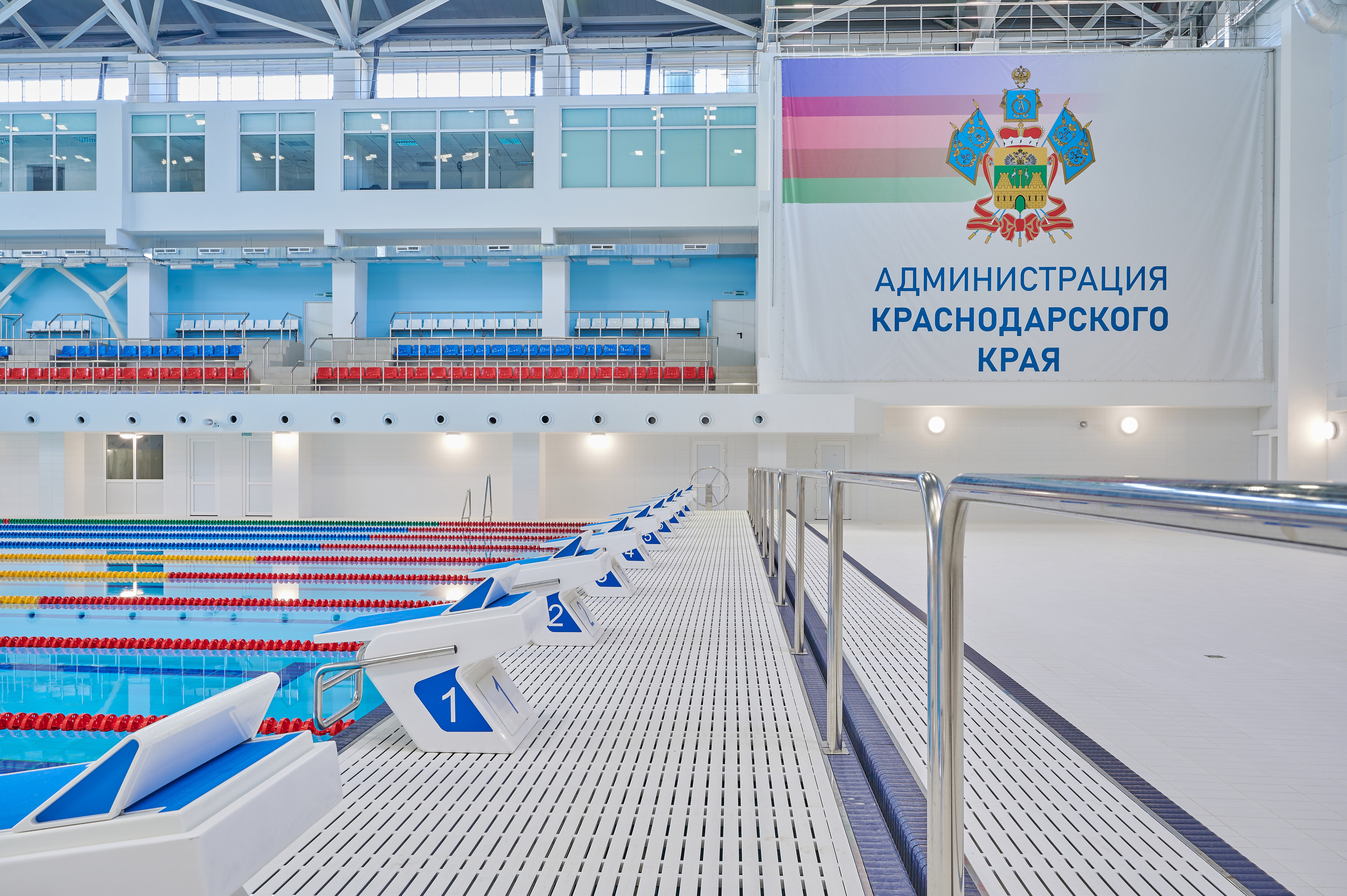 Спортивный водный комплекс. Интерьерный фотограф в Краснодаре