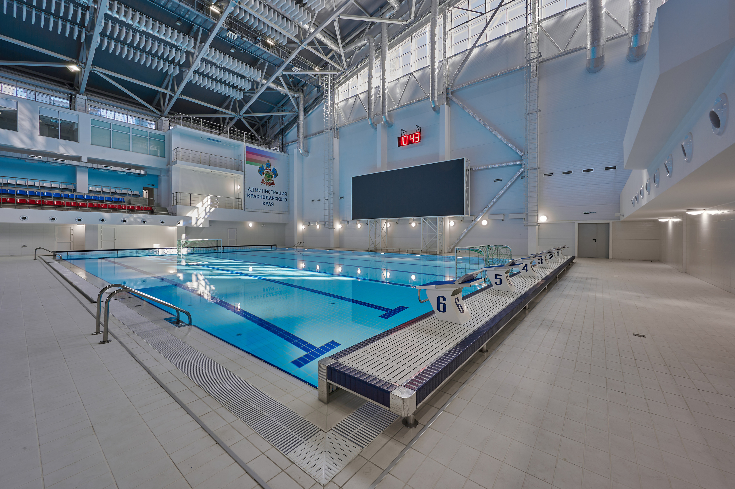 Спортивный водный комплекс. Интерьерный фотограф в Краснодаре