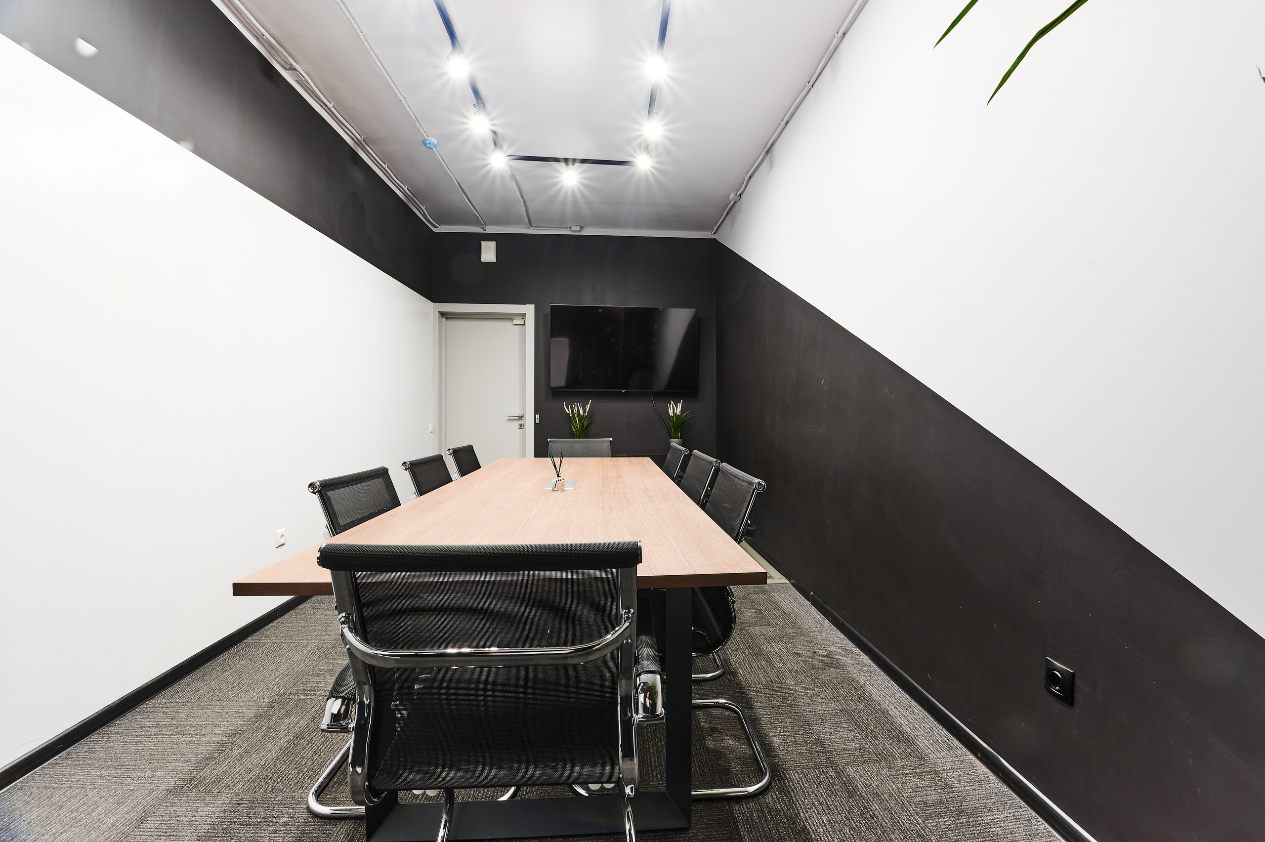 Work invest study. Интерьерный фотограф в Краснодаре