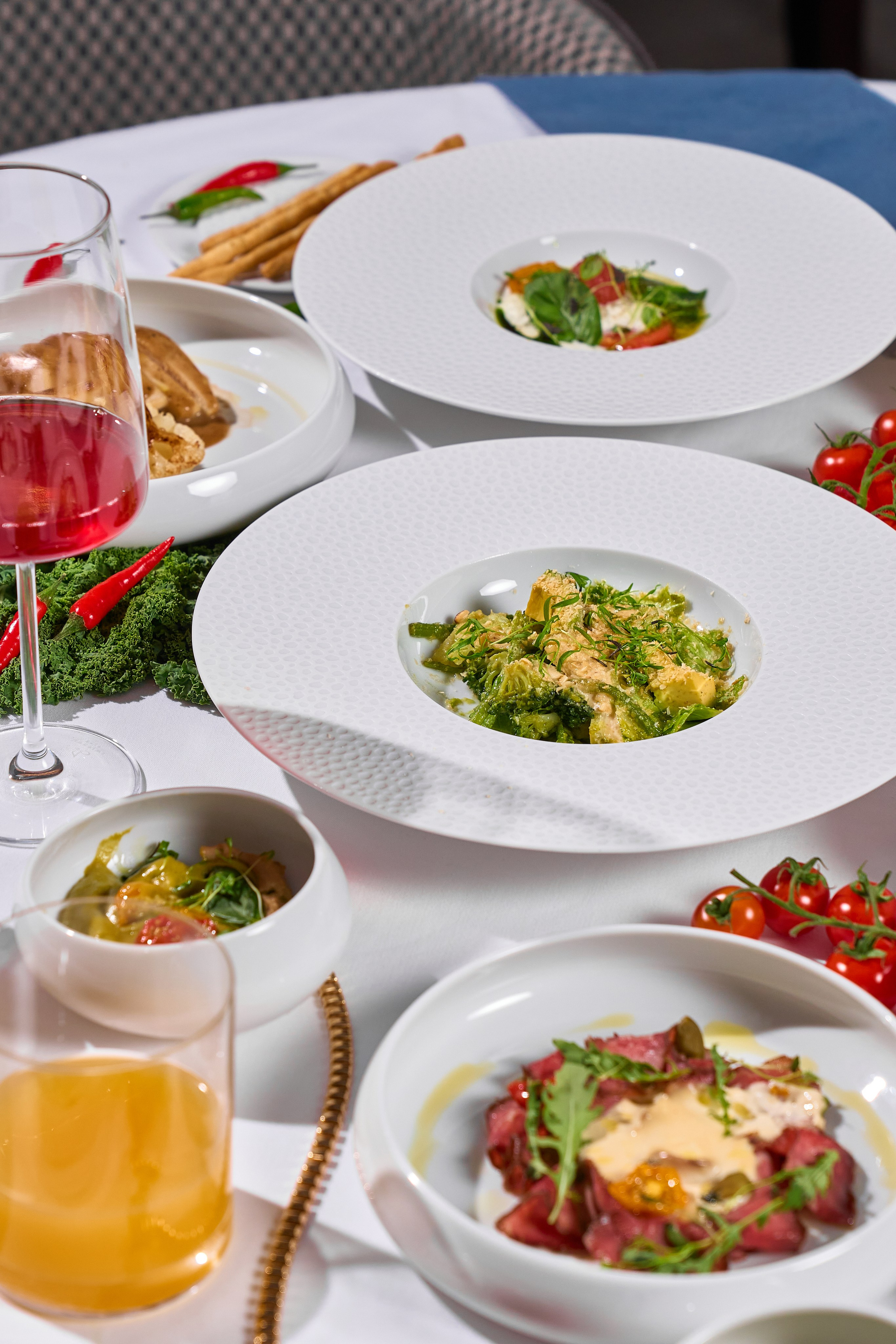 COSMOS ITALY — СЪЕМКА МЕНЮ