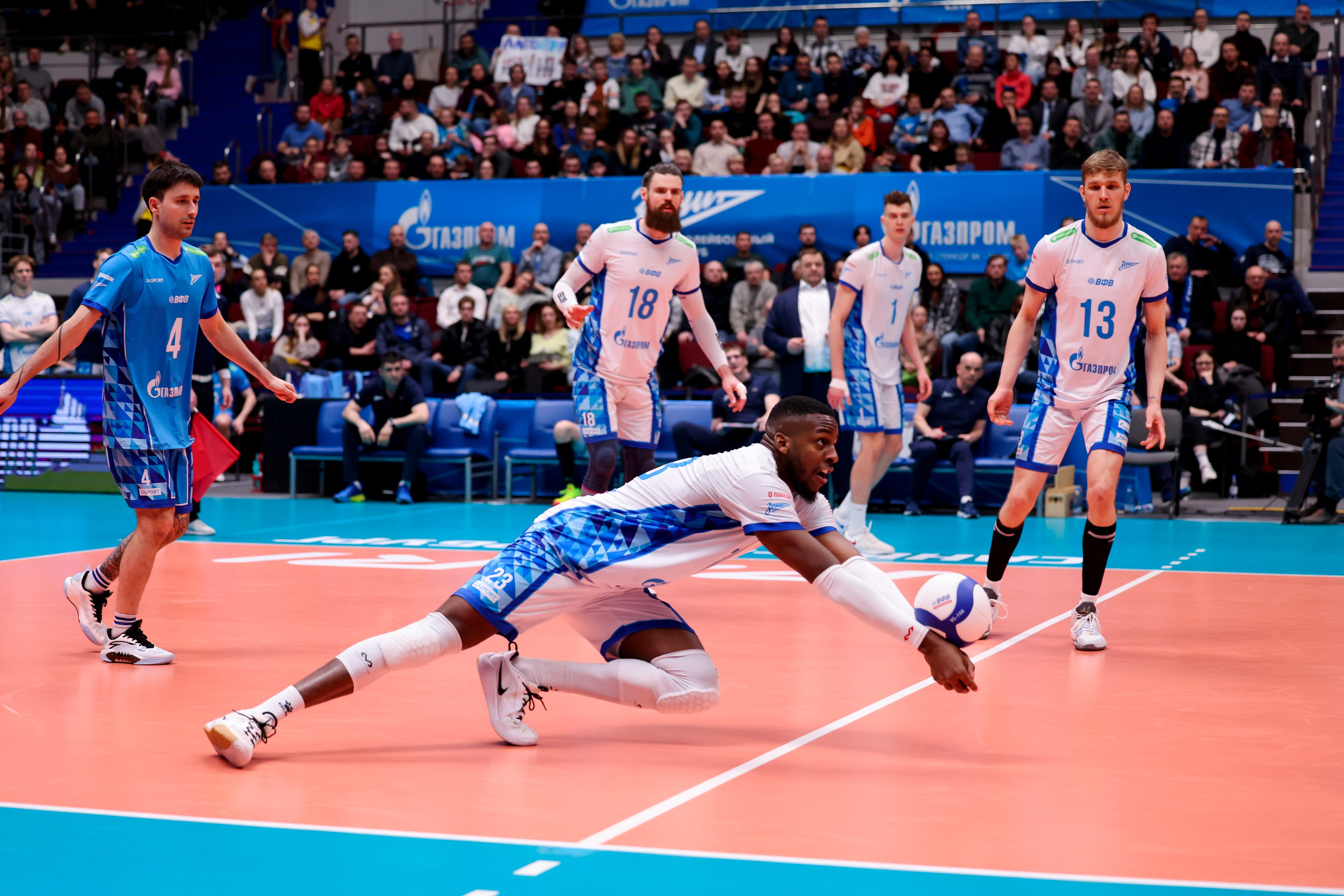 ВК Зенит — ВК Белогорье 08.04.2025. Спортивный и репортажный фотограф Антон Тереханов