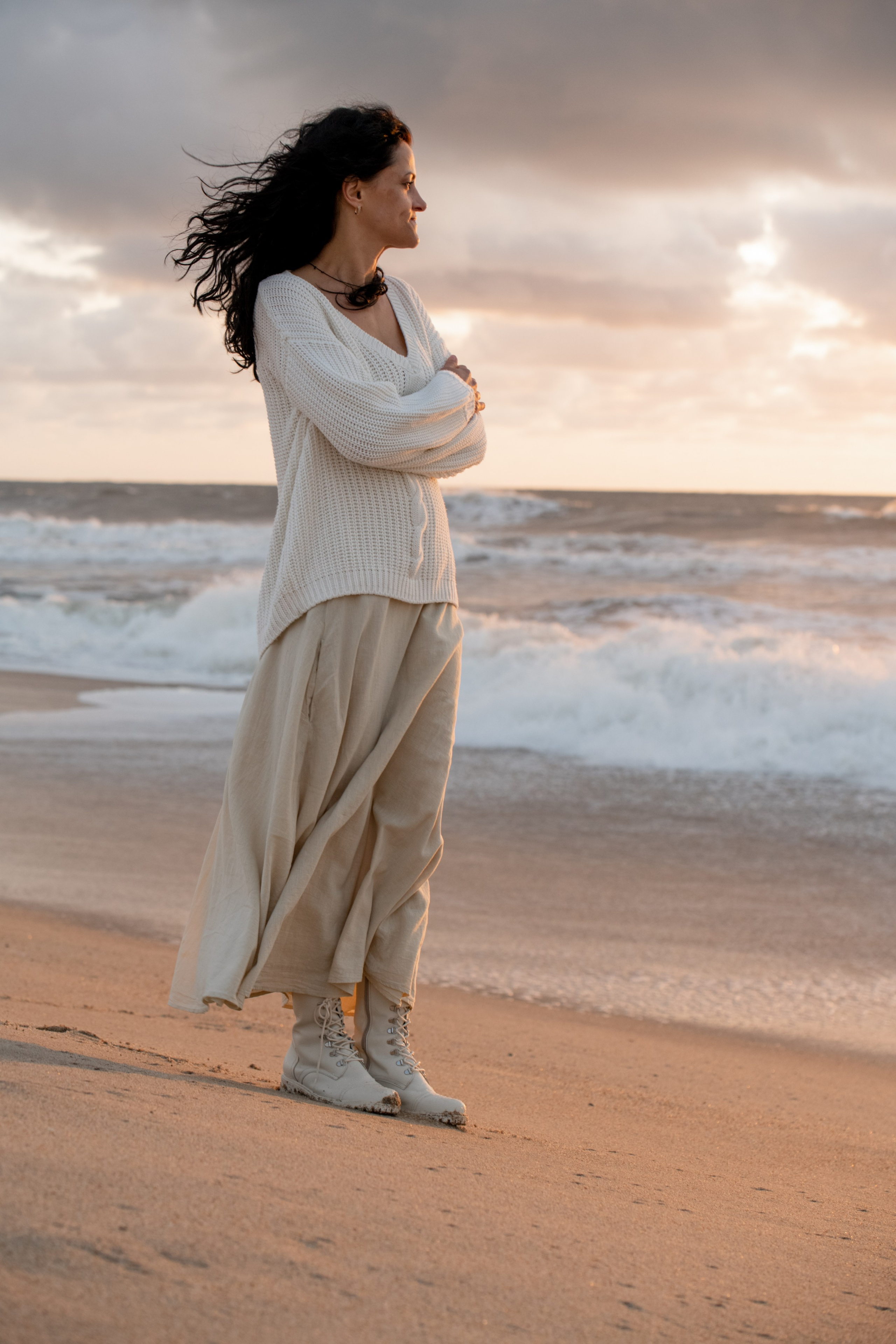 IRINA. Anastasiia Antoniuk portrait, family and couple photographer, Portugal