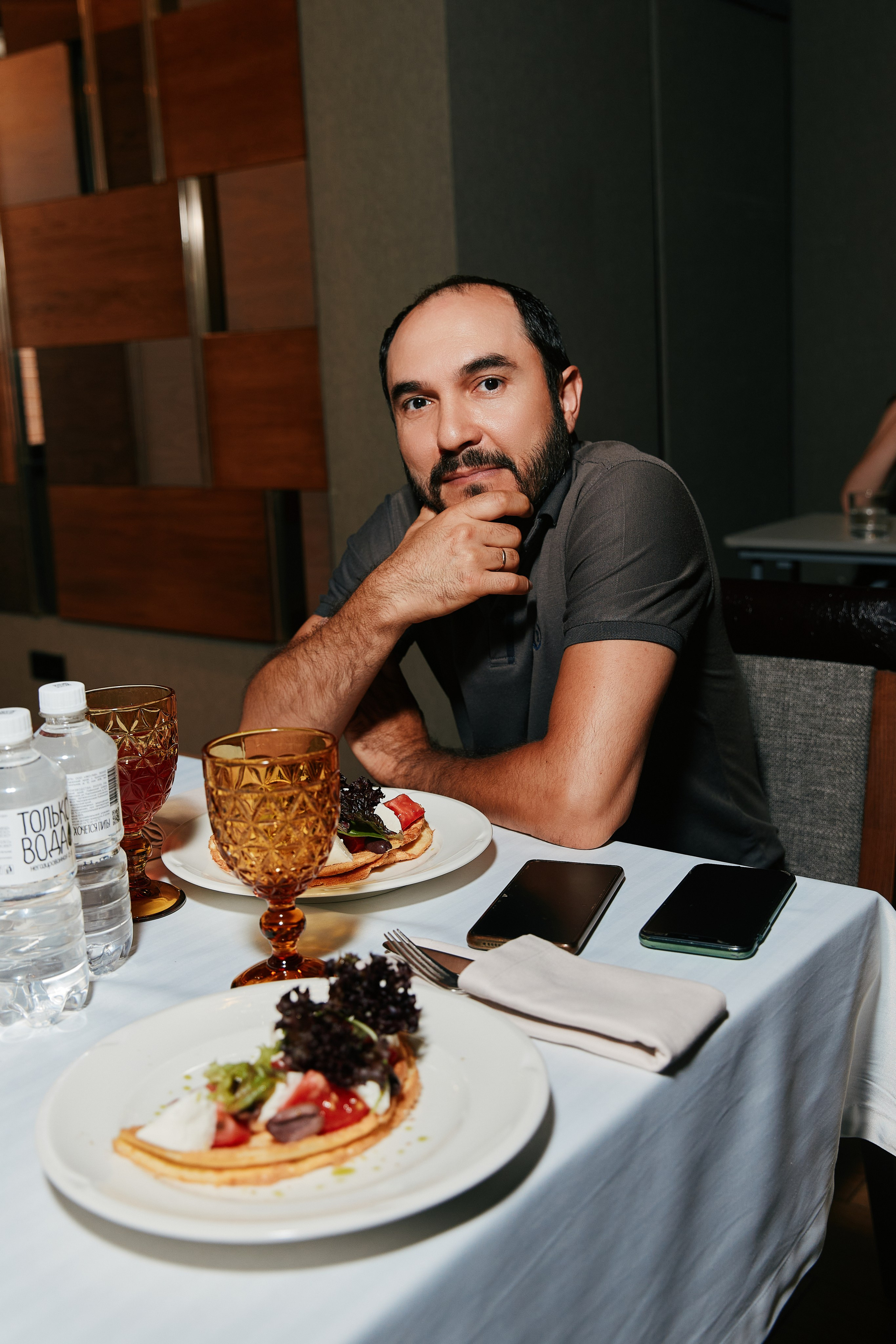 Бизнес завтрак в Golden Tulip 24.07. Свадебный репортажный фотограф краснодар максим дремов дрёмов фотосессия студия цена