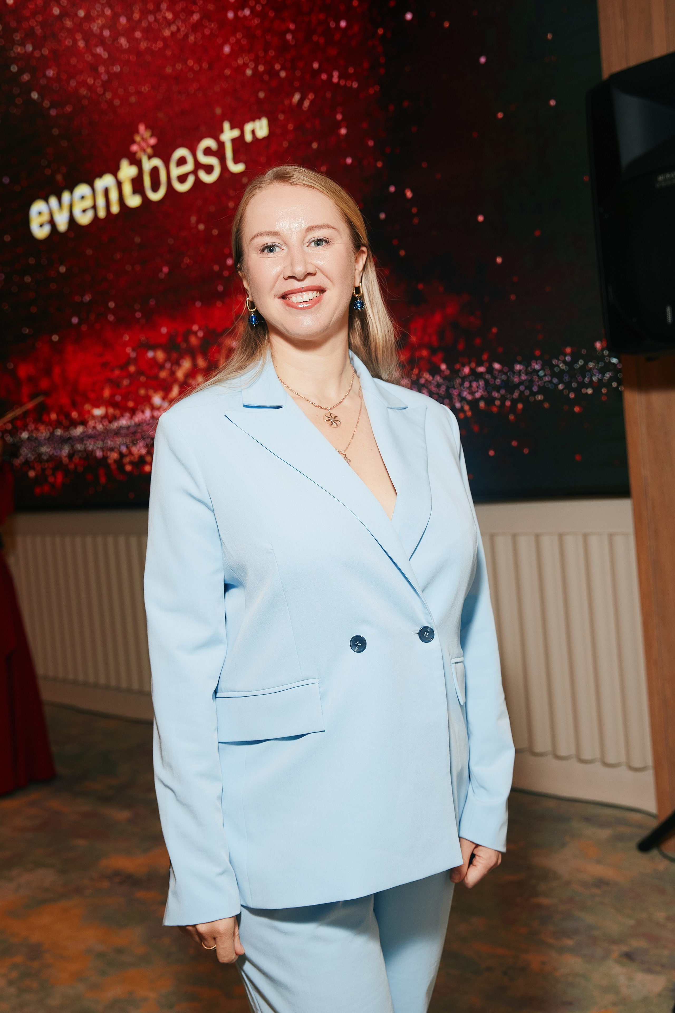 Современная женщина в Hilton 26.10. Свадебный репортажный фотограф краснодар максим дремов дрёмов фотосессия студия цена