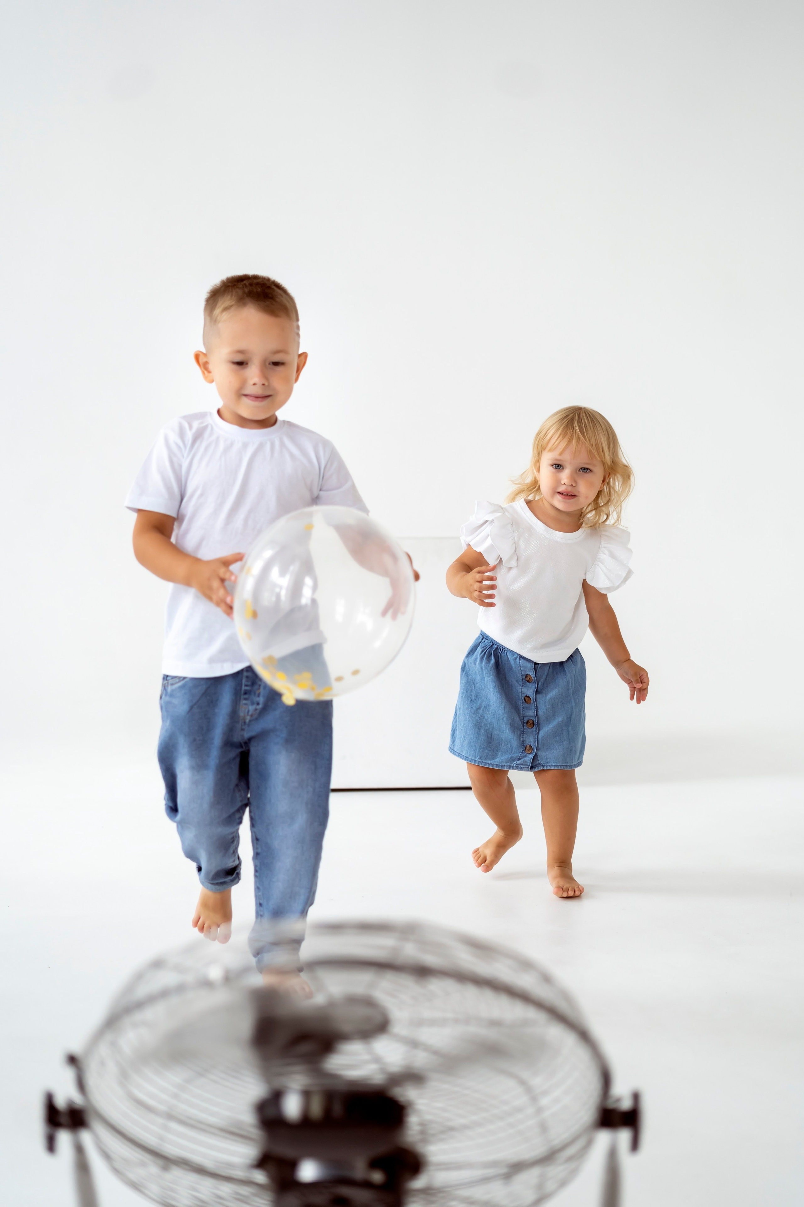 Семейная съёмка на циклораме. Семейный и детский фотограф в Хабаровске Анна Гриневич