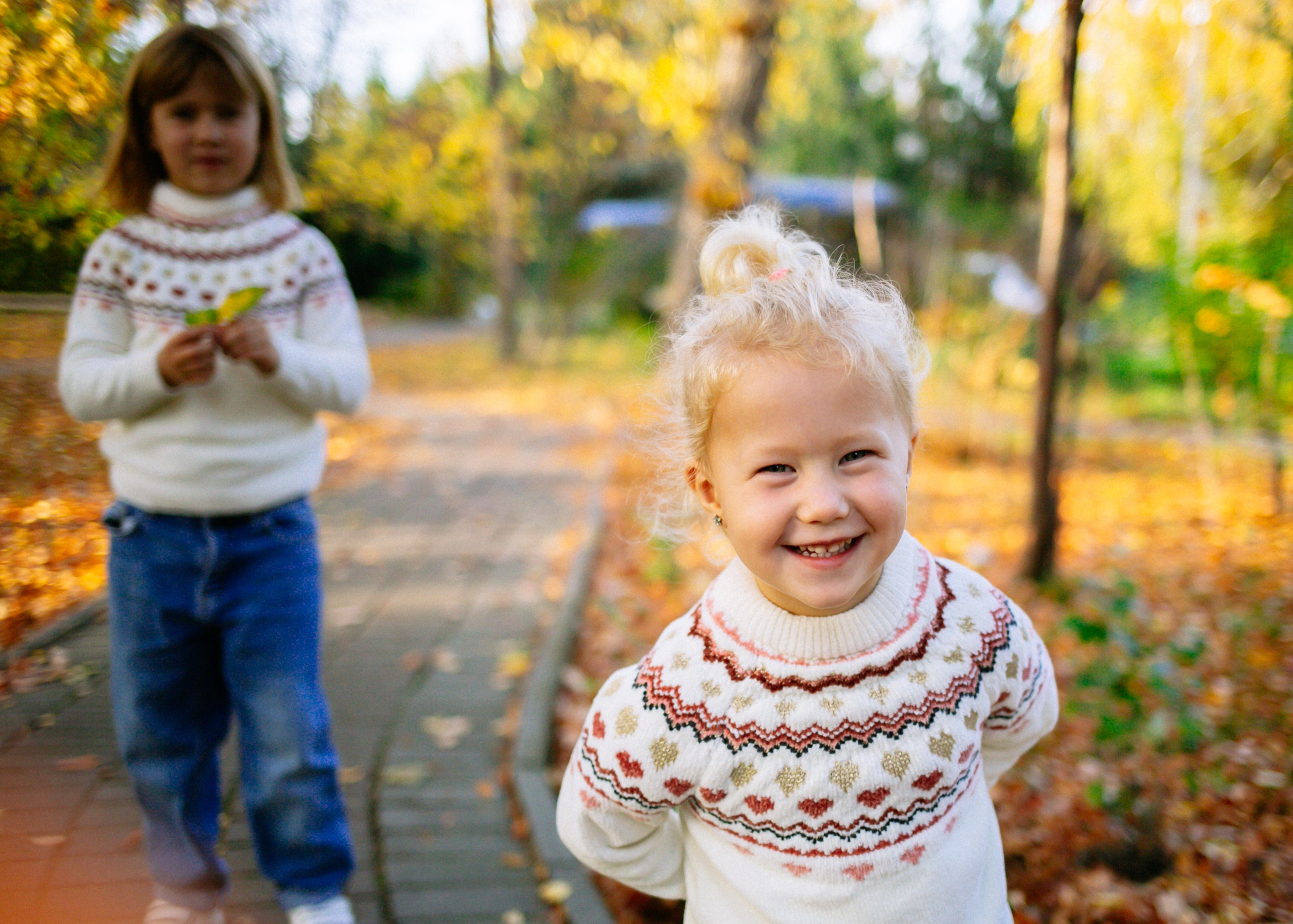 Юля, Анюта, Есения