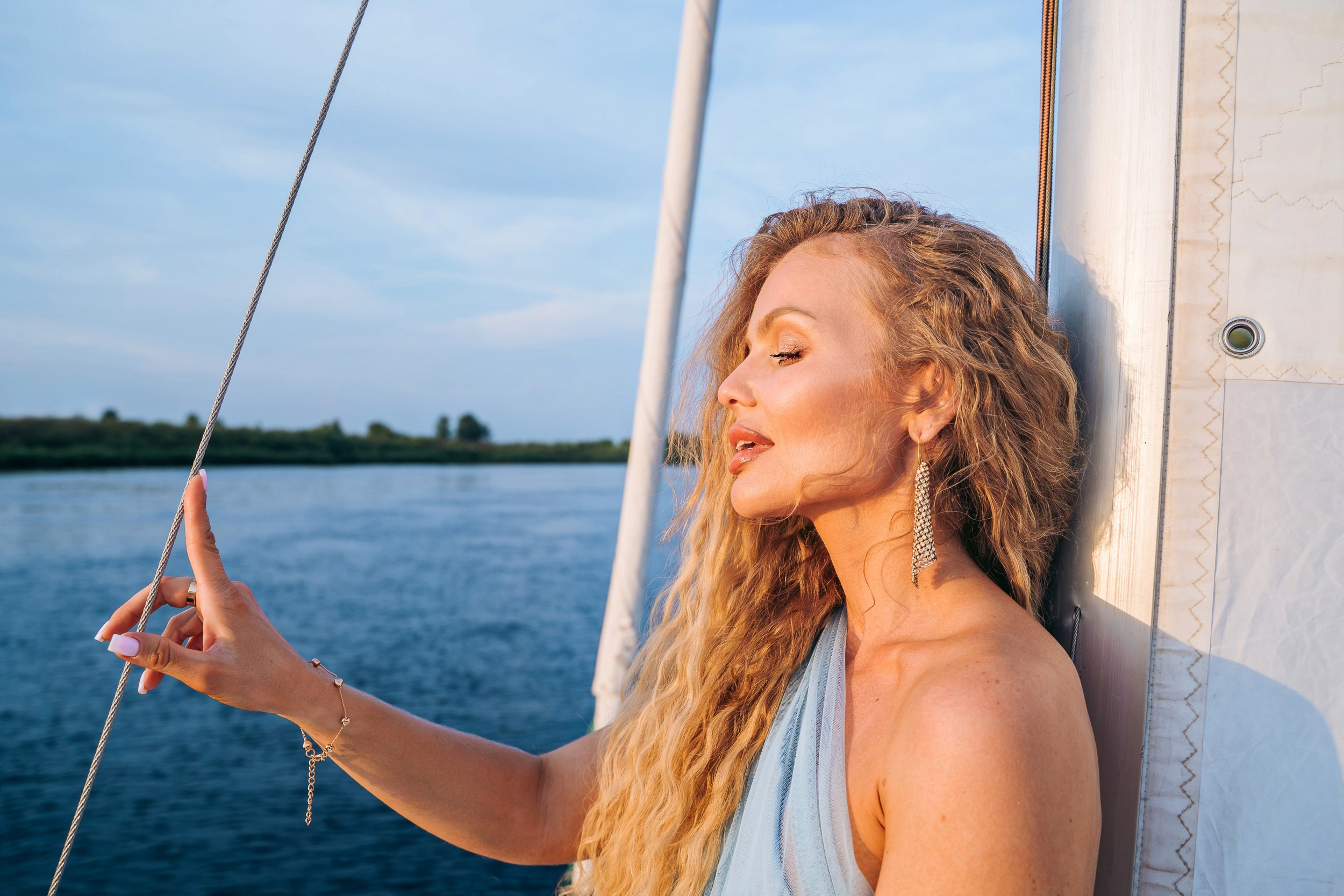 Фотосессия на яхте, Тюмень. Яна Жуковская, фотограф Тюмень