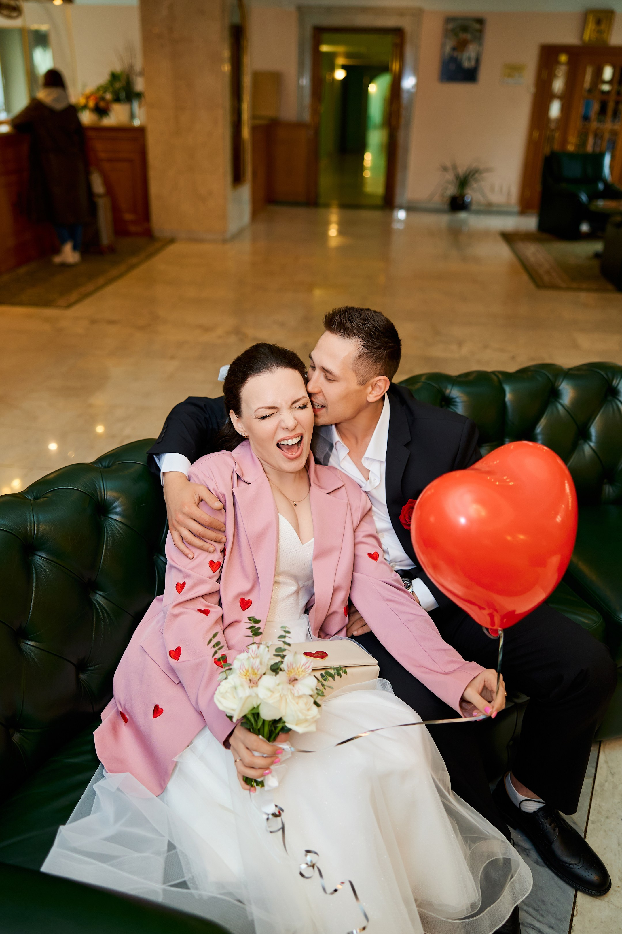 Свадебная фотосъёмка в гостинице Даниловская. Свадебный фотограф Сергей Колбинский