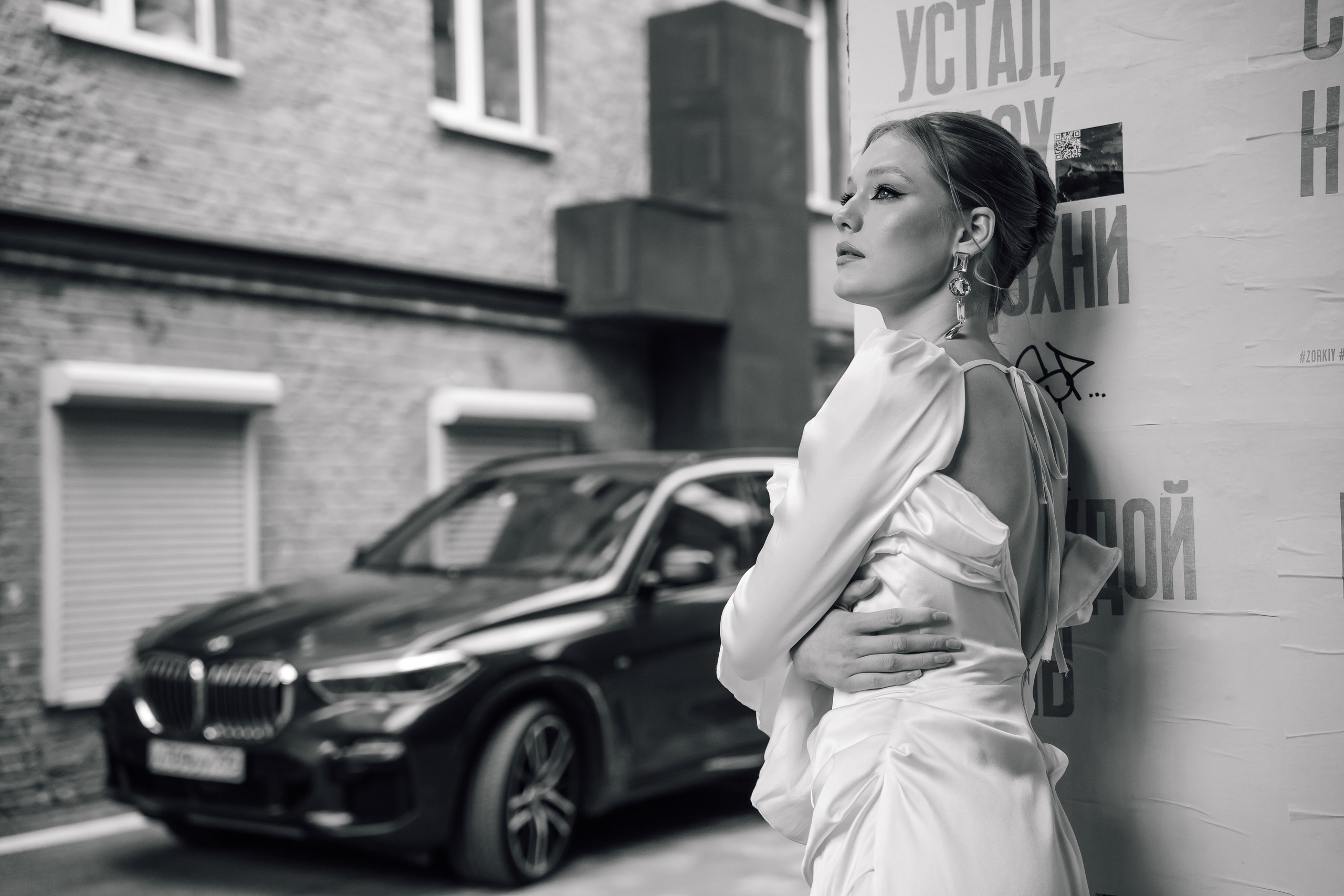 Павел Четвертков, Тамбов: вдохновляющая городская свадебная фотосессия с модными образами и аксессуарами.