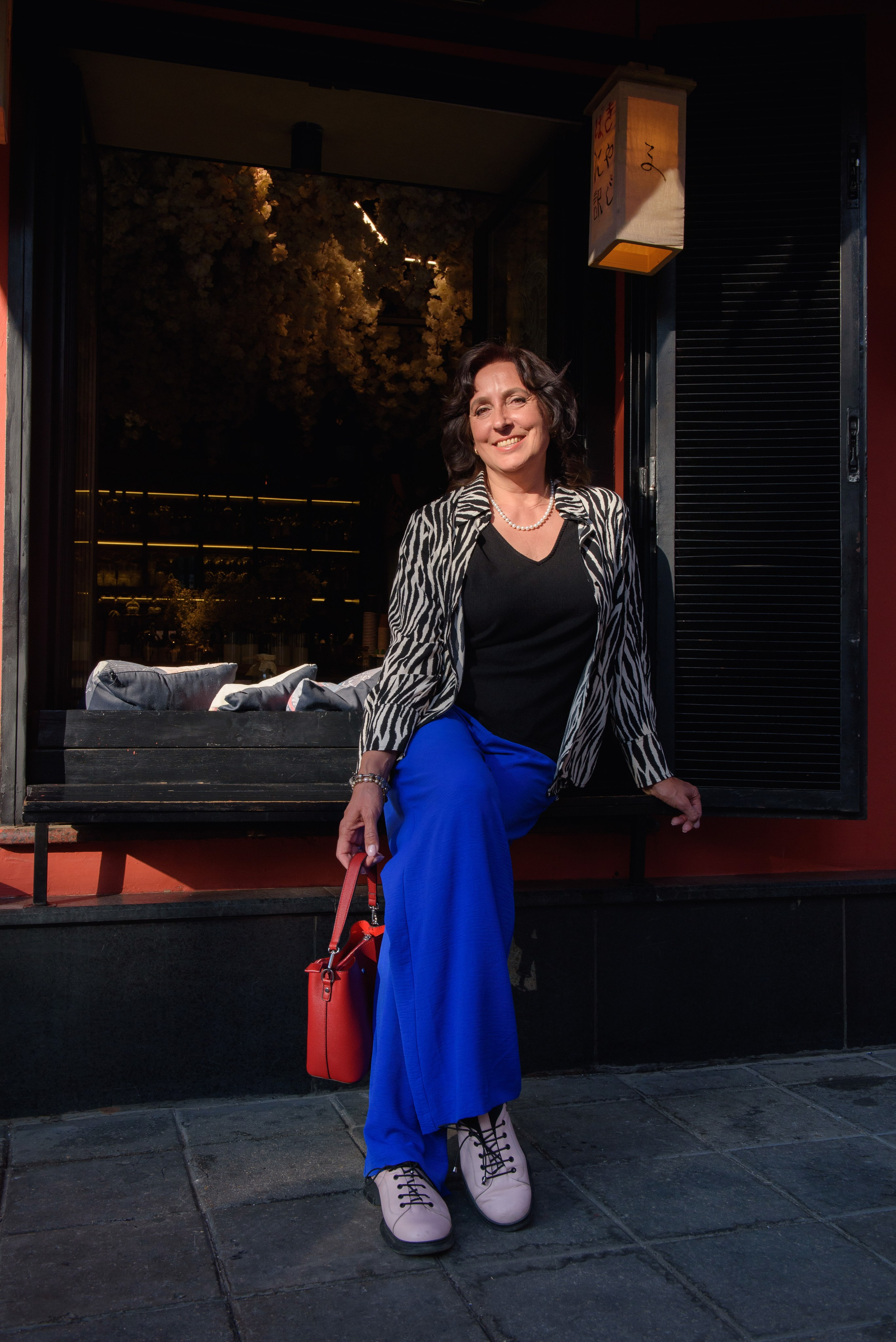 Любовь, прогулка по городу. Бренд-фотограф для экспертов и блогеров в Москве Влада Горбовская