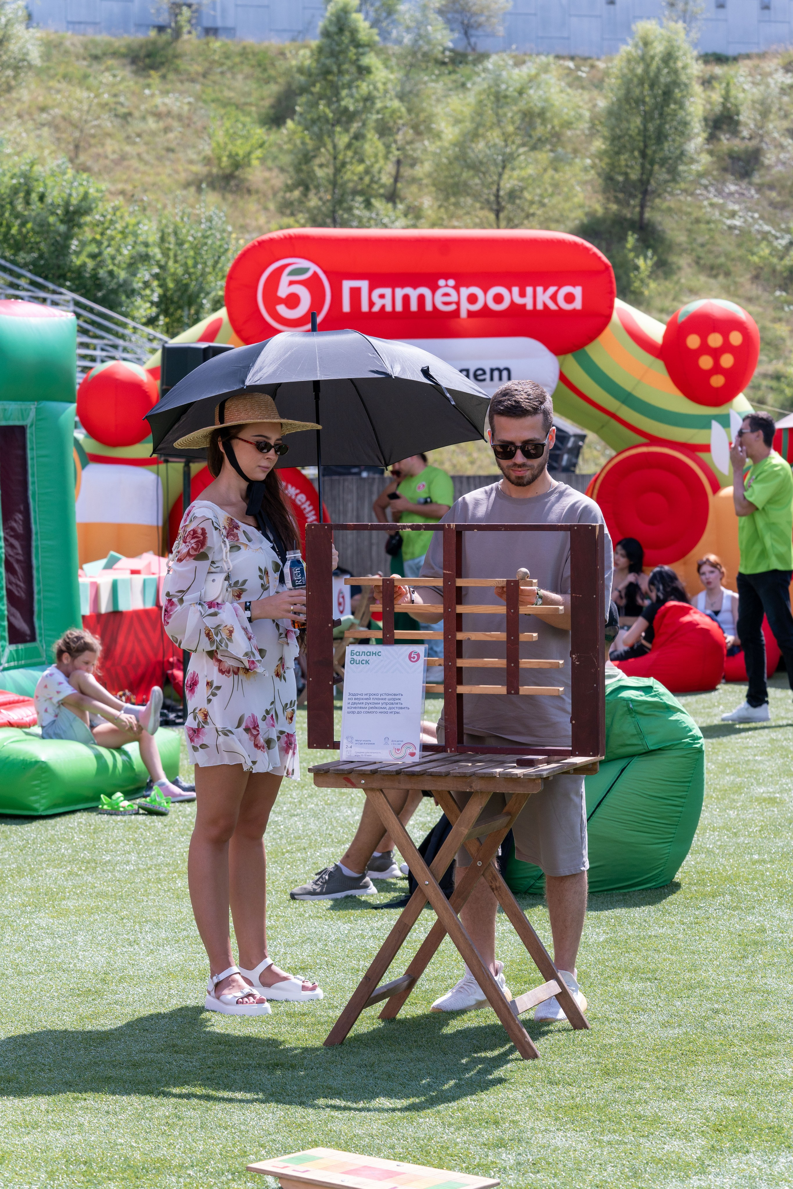Фотоотчет партнеской интеграции для сети «Пятерочка» на фестивале «Grounded». Репортажный фотограф в Красной Поляне и Сочи Павлюченко Екатерина