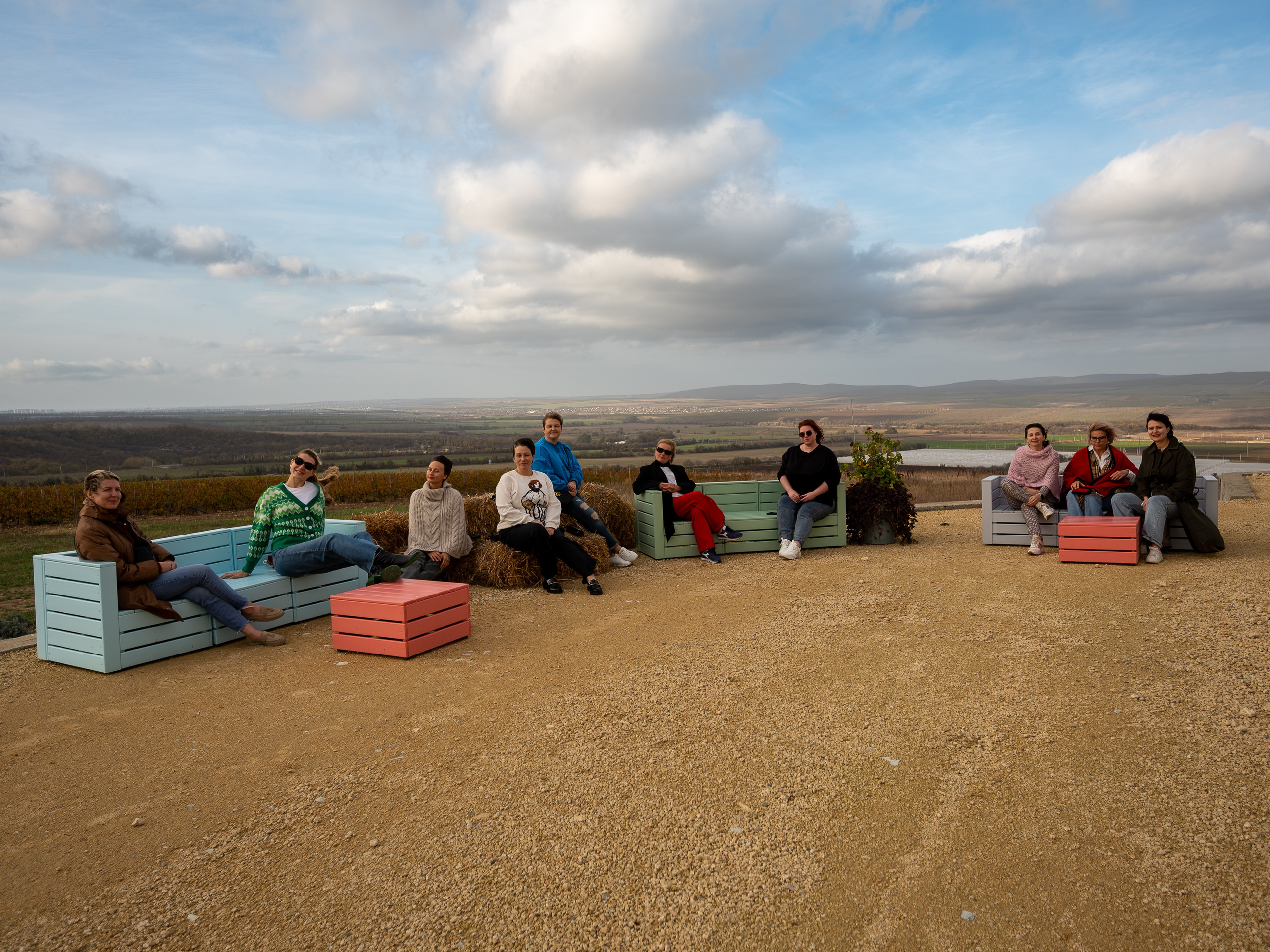 Литературная мастерская с Ольгой Шутовой в «Винотеррии». Репортажный фотограф в Красной Поляне и Сочи Павлюченко Екатерина