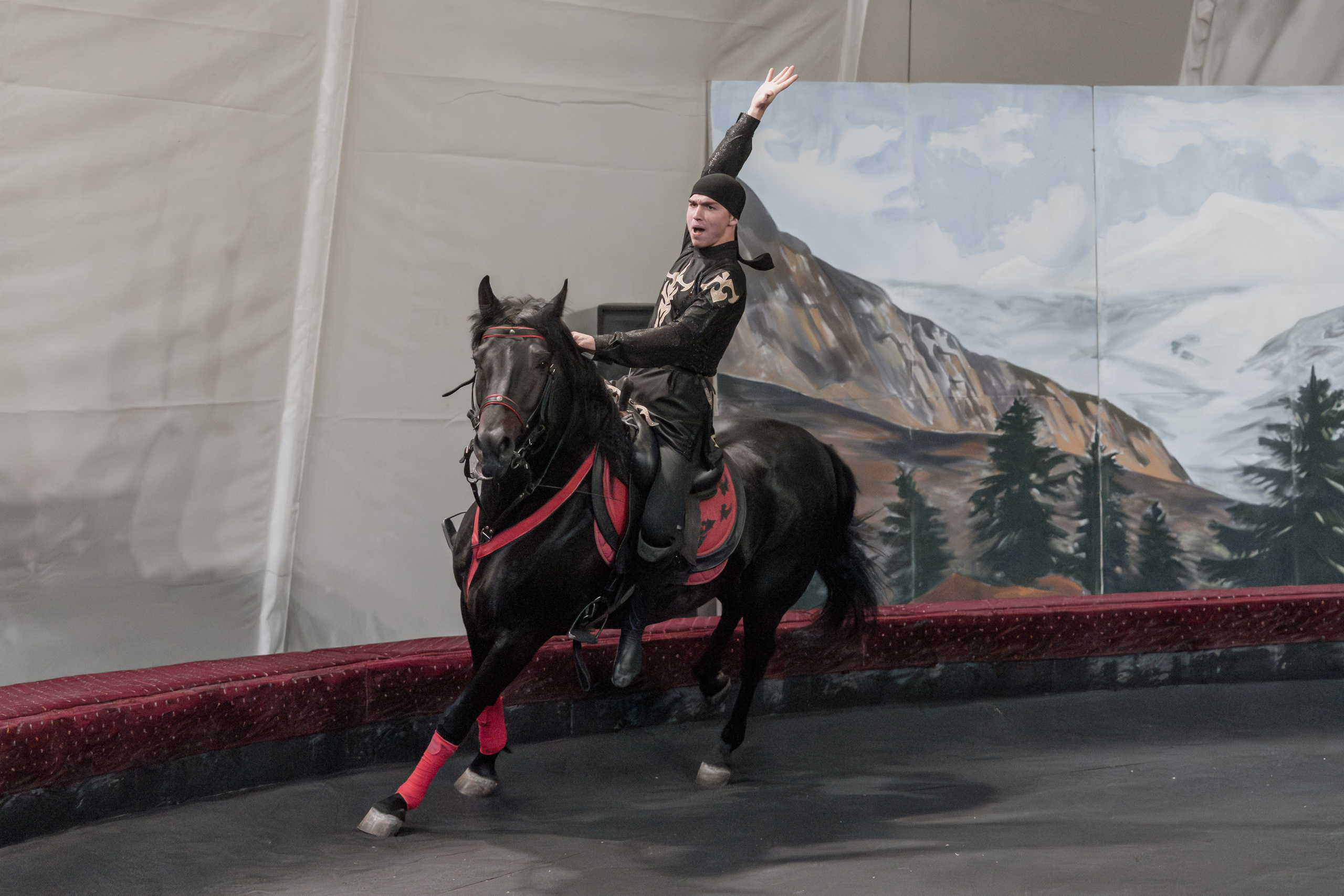 Конный театр «Нарты». Репортажный фотограф в Красной Поляне и Сочи Павлюченко Екатерина