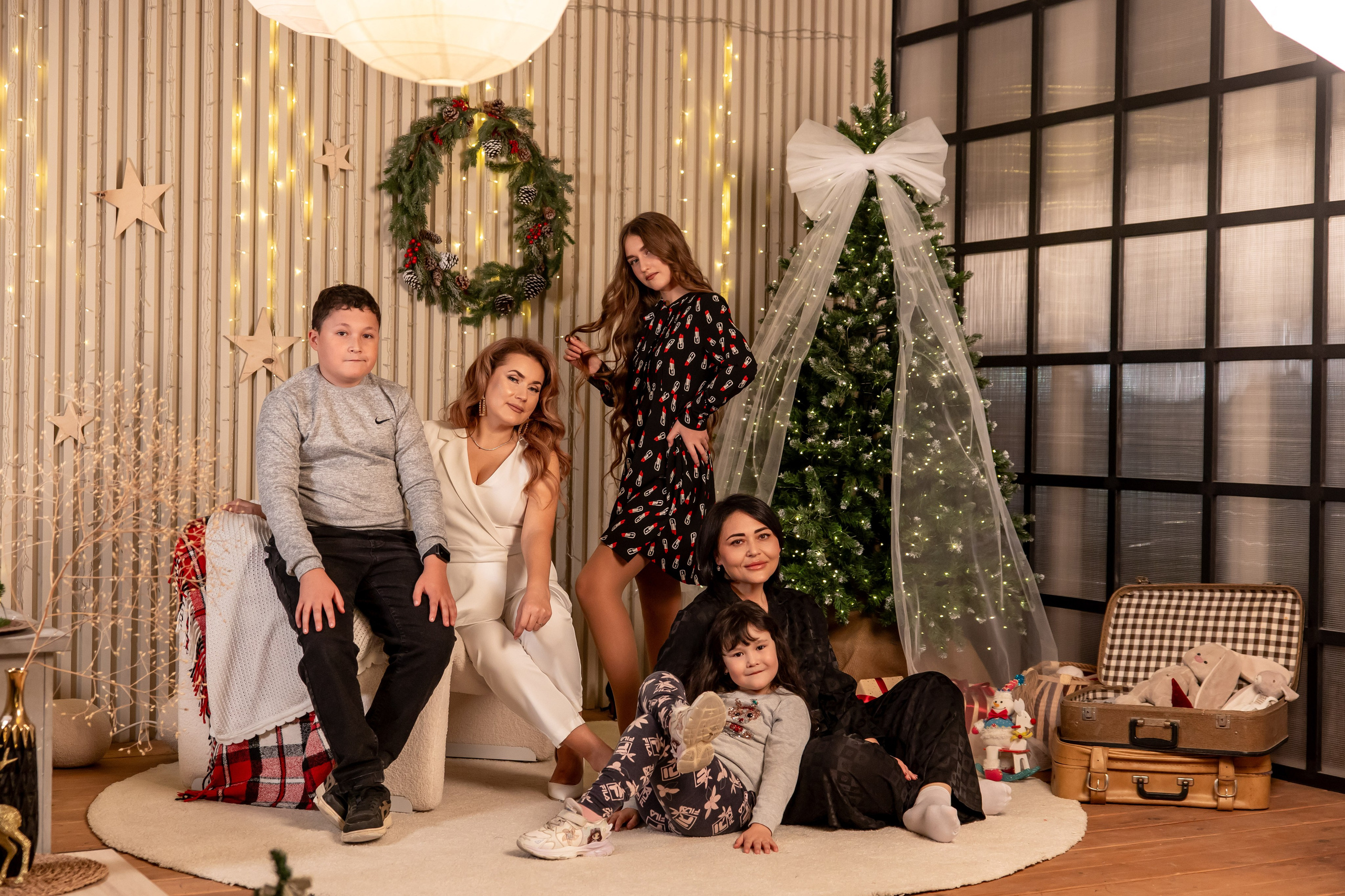 Новогодняя съёмка 2025. Семейный и свадебный фотограф в Геленджике Михаил Шматов