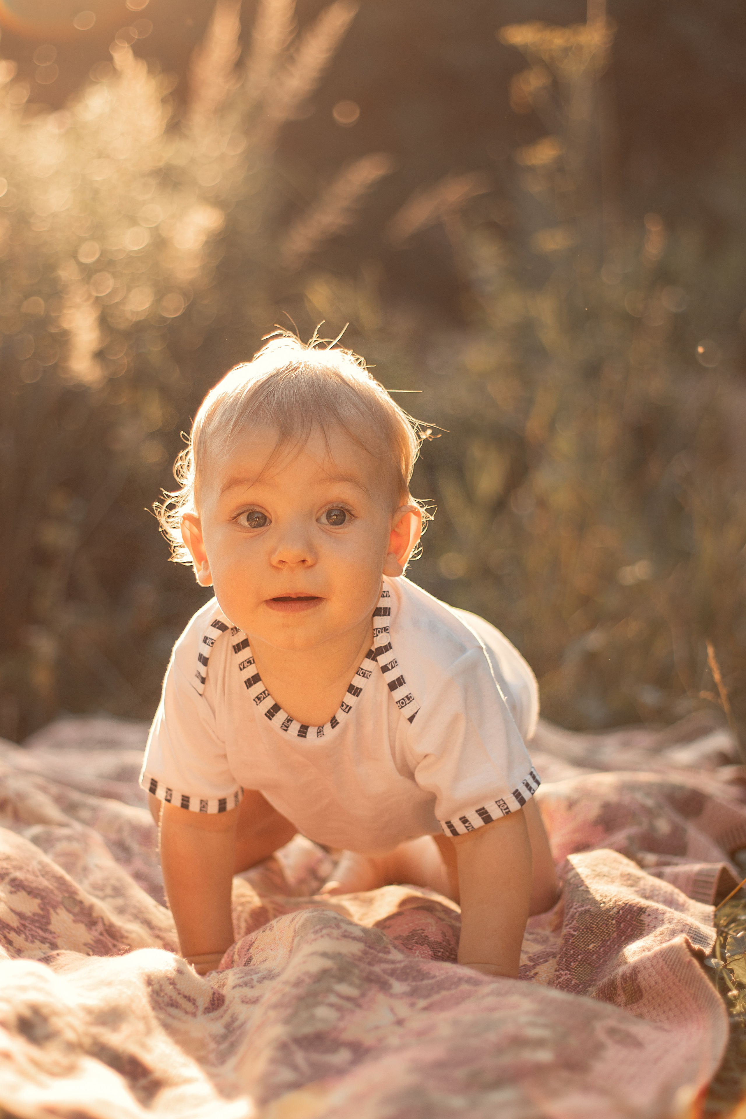 Губки бантиком бровки домиком. Летний малыш