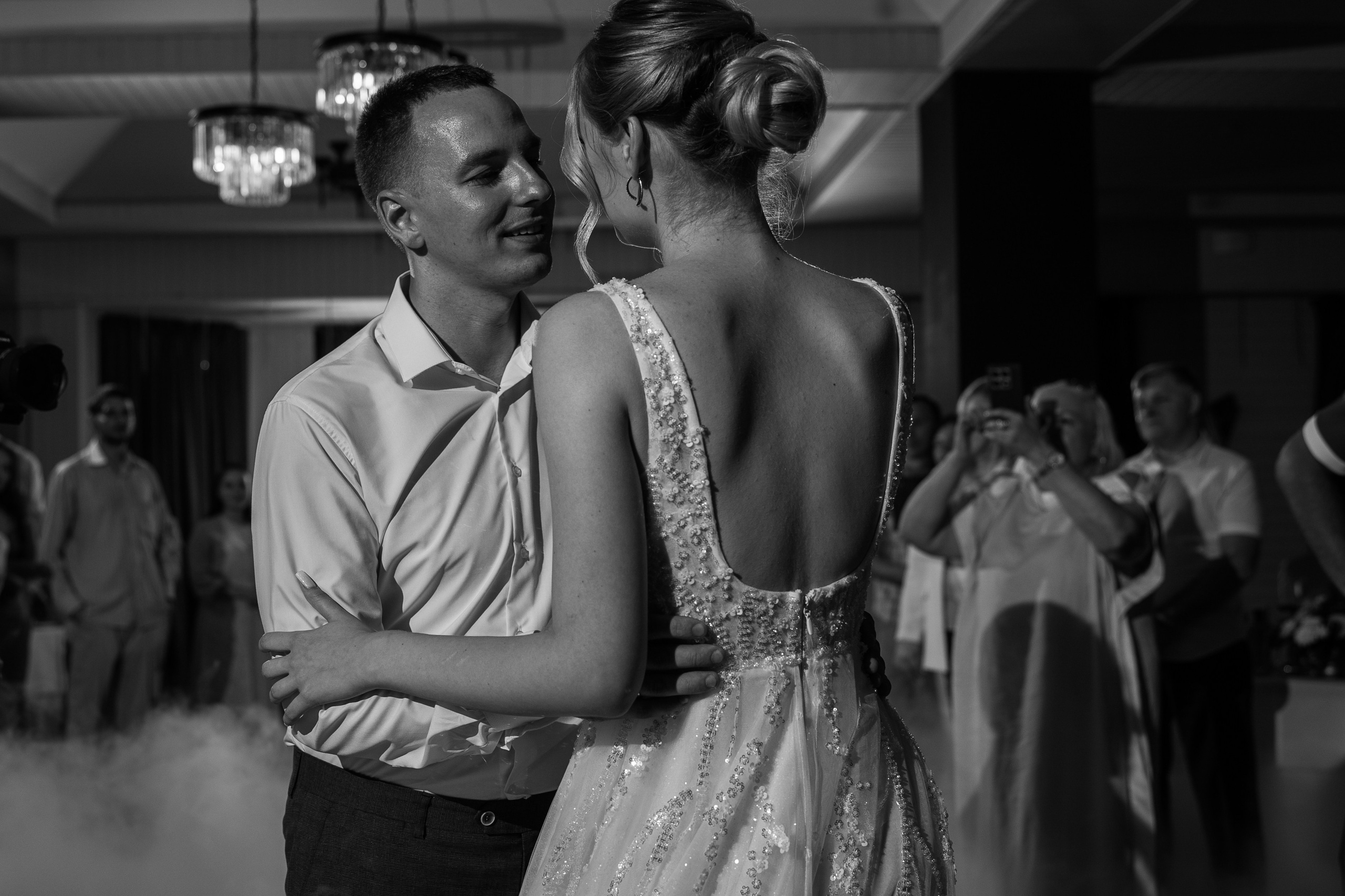 Свадебный репортаж в Крыму | Живые фото | Илья Желдак. Профессиональная фотосъемка в Крыму. Натуральные эмоции и живые кадры. Забронируйте дату прямо сейчас!