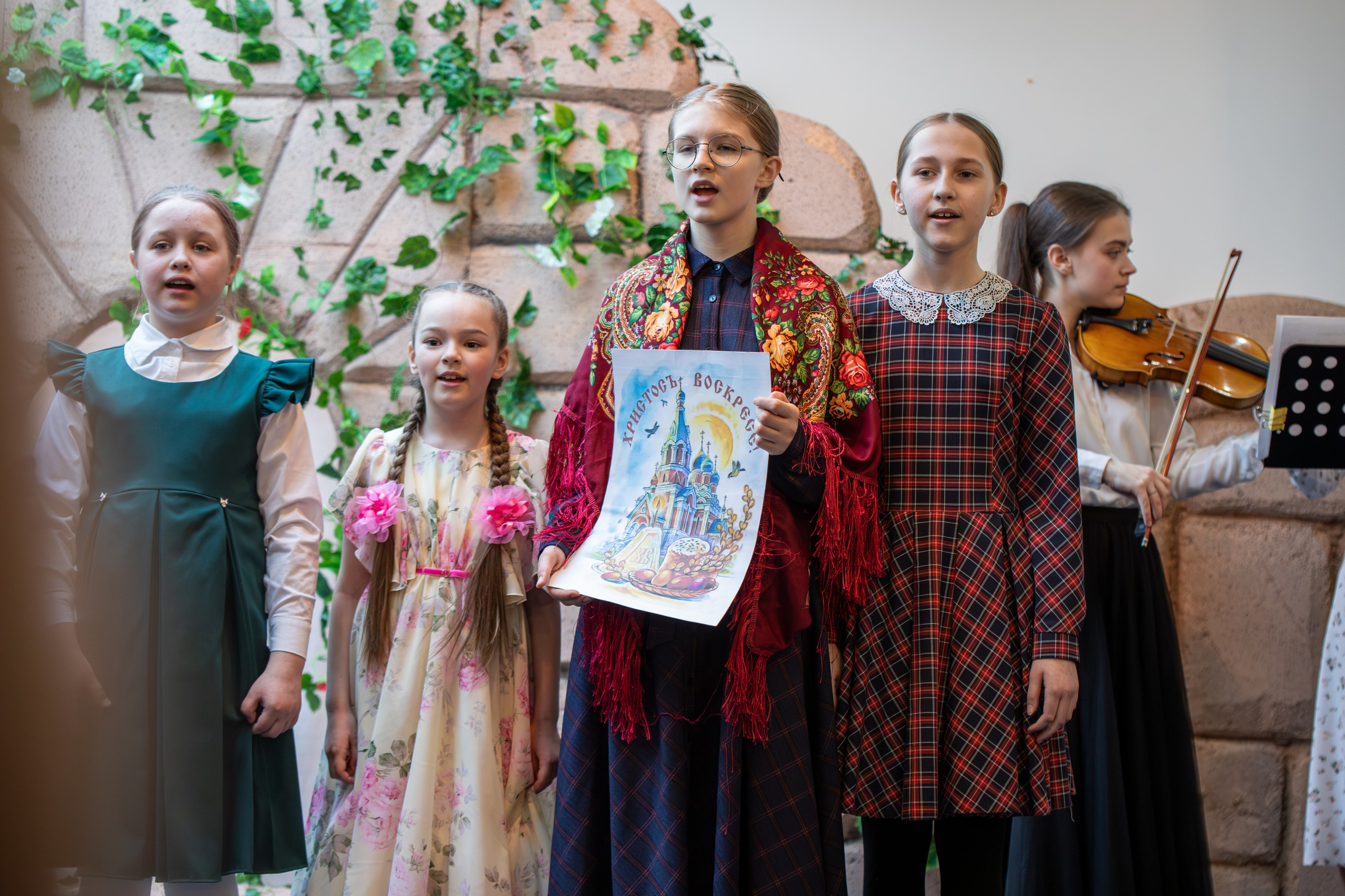 Пасхальный концерт Воскресная школа 2025. Фотограф Таинств Крещение и Венчания г. Магадан Власова Ульяна