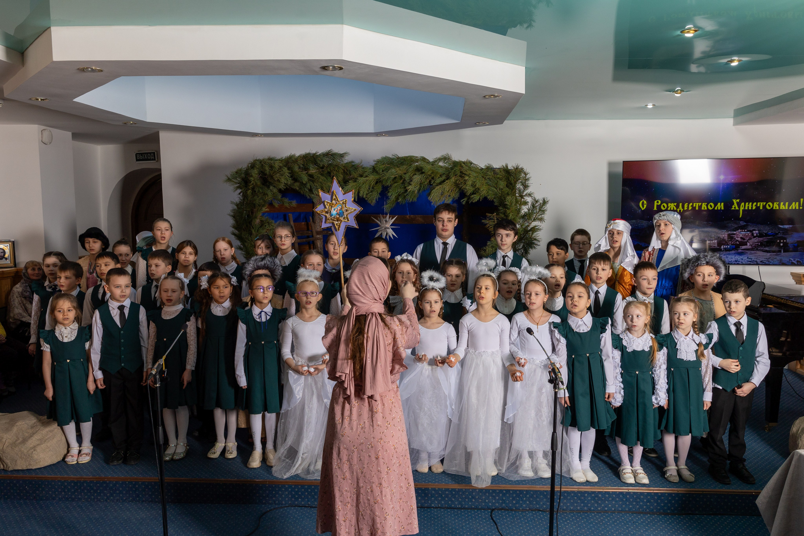 Рождество Воскресная школа 2025. Фотограф Таинств Крещение и Венчания г. Магадан Власова Ульяна