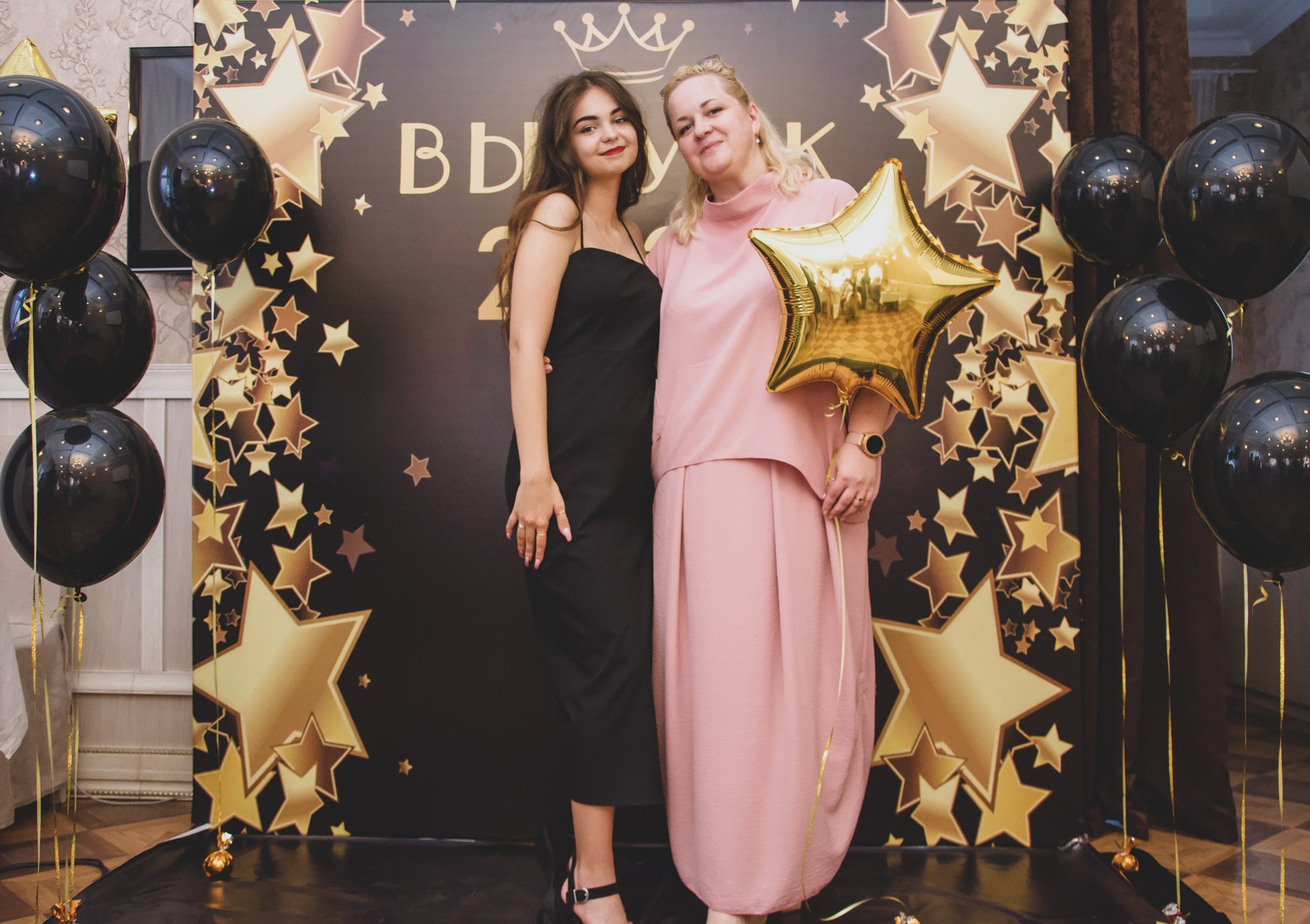 Фотосессия на школьный выпускной в Нижнем Новгороде. Фотограф Макс Огурцов в Нижнем Новгороде