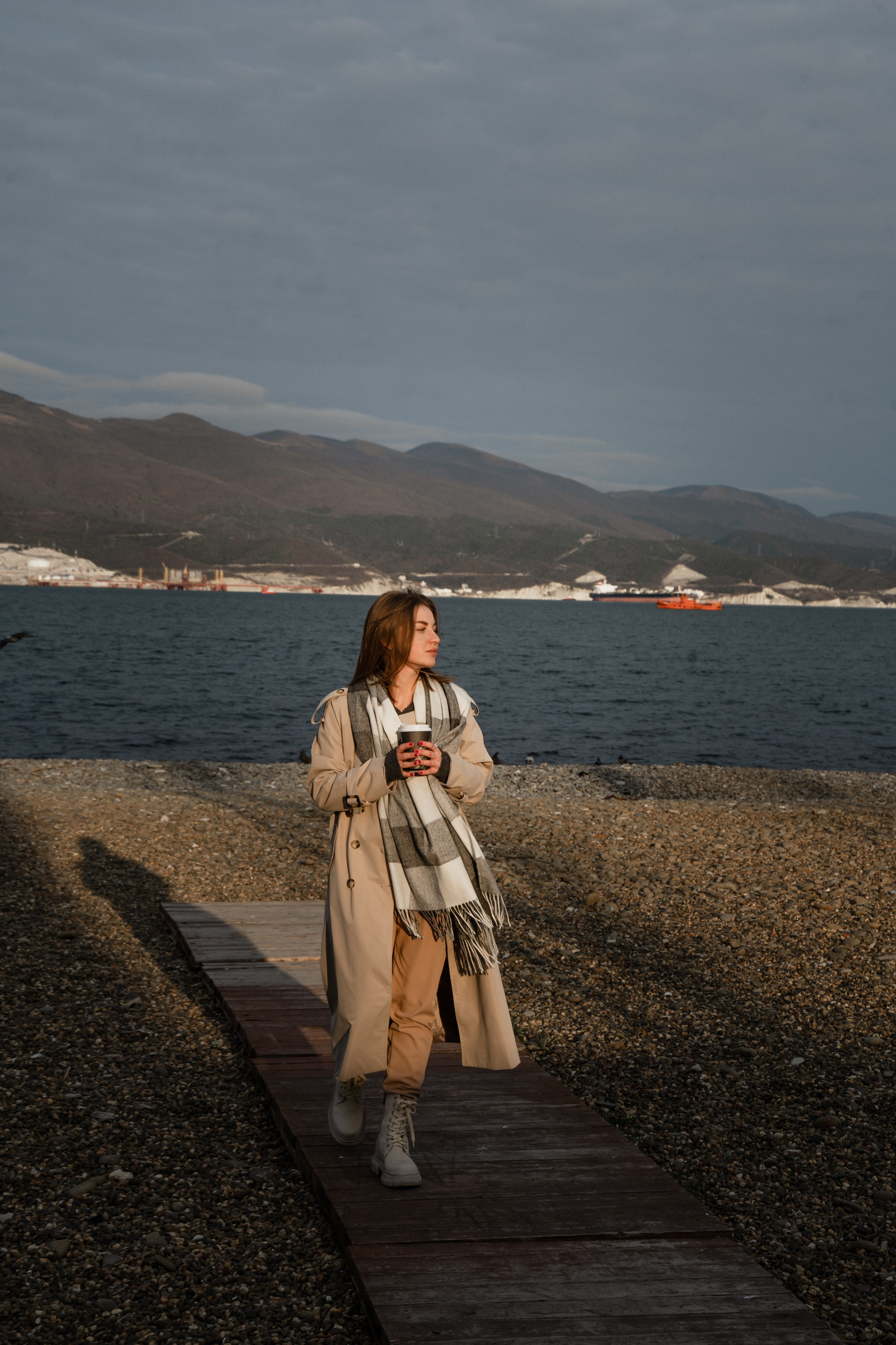 Осенняя фотосессия у моря в Новороссийске. Фотограф Екатерина в городе Новороссийск