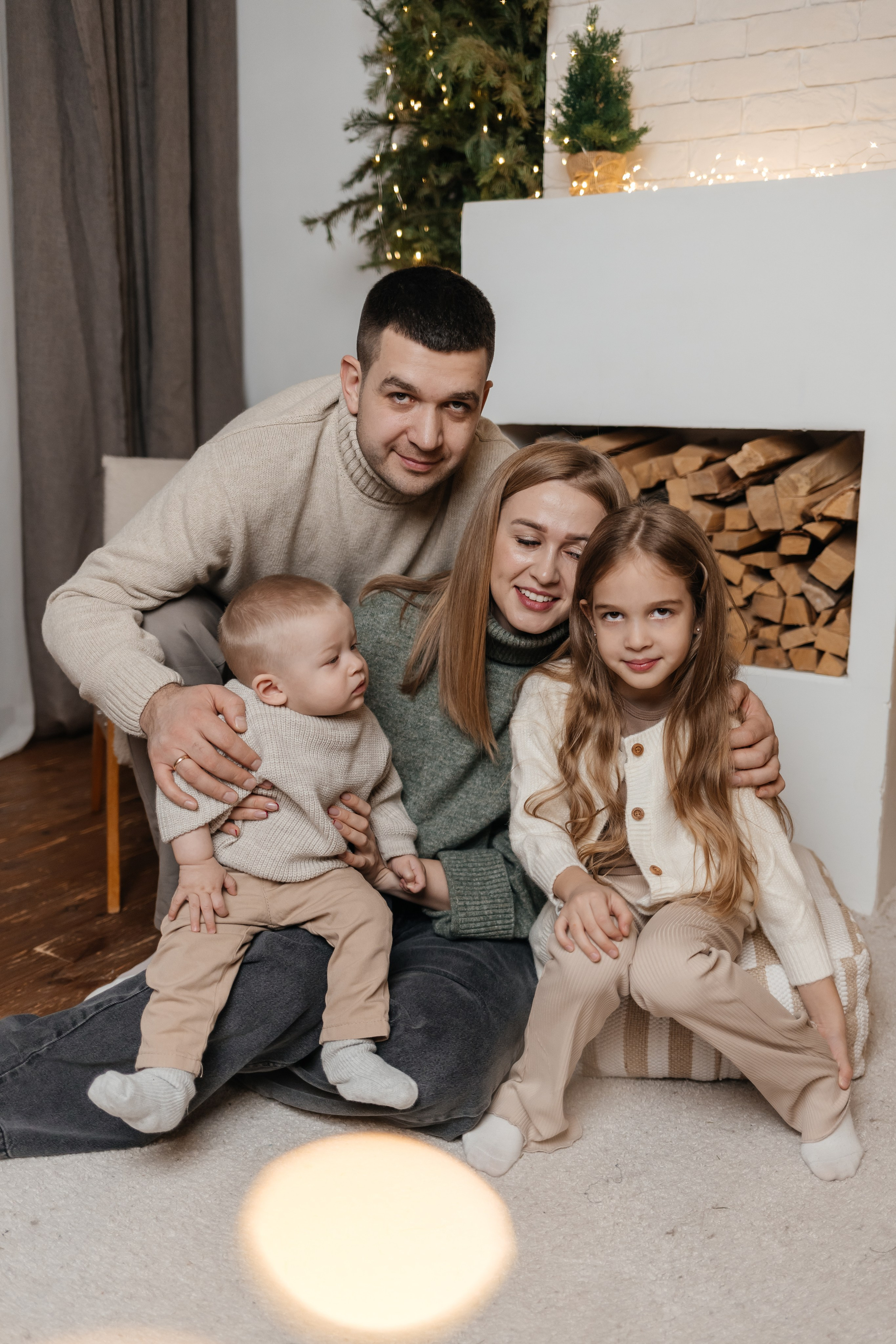 Яна, Олег, Варюшка и Глеб. Свадебный и семейный фотограф в Новосибирске Ирина Дорошкова